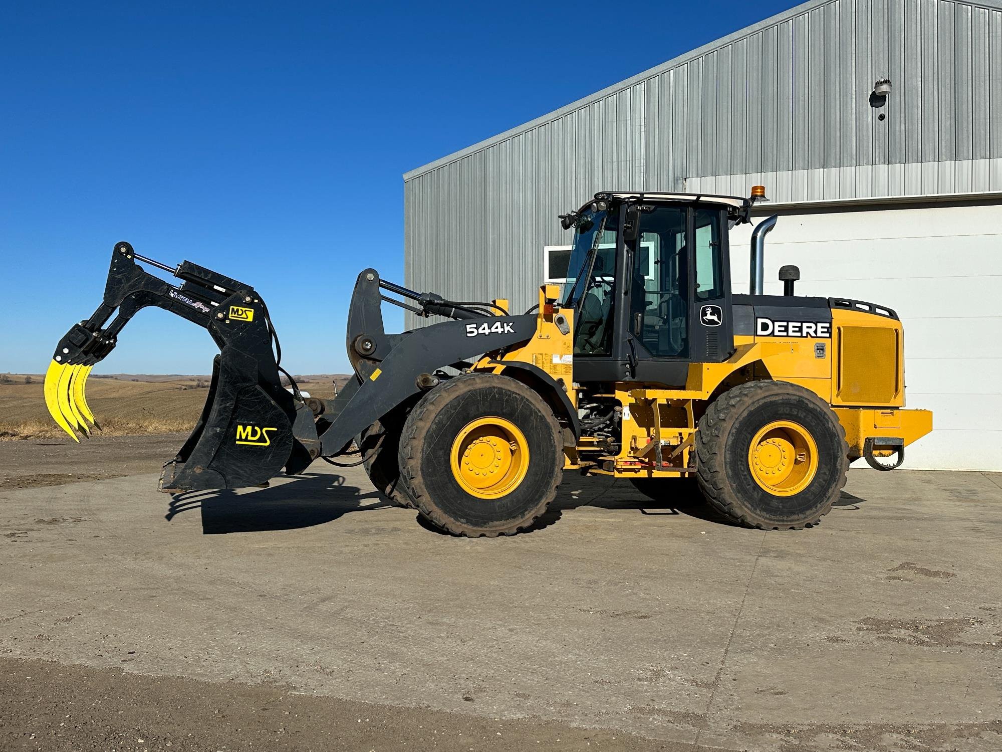 gallery 2015 John Deere 544K Wheel Loader WGrapple