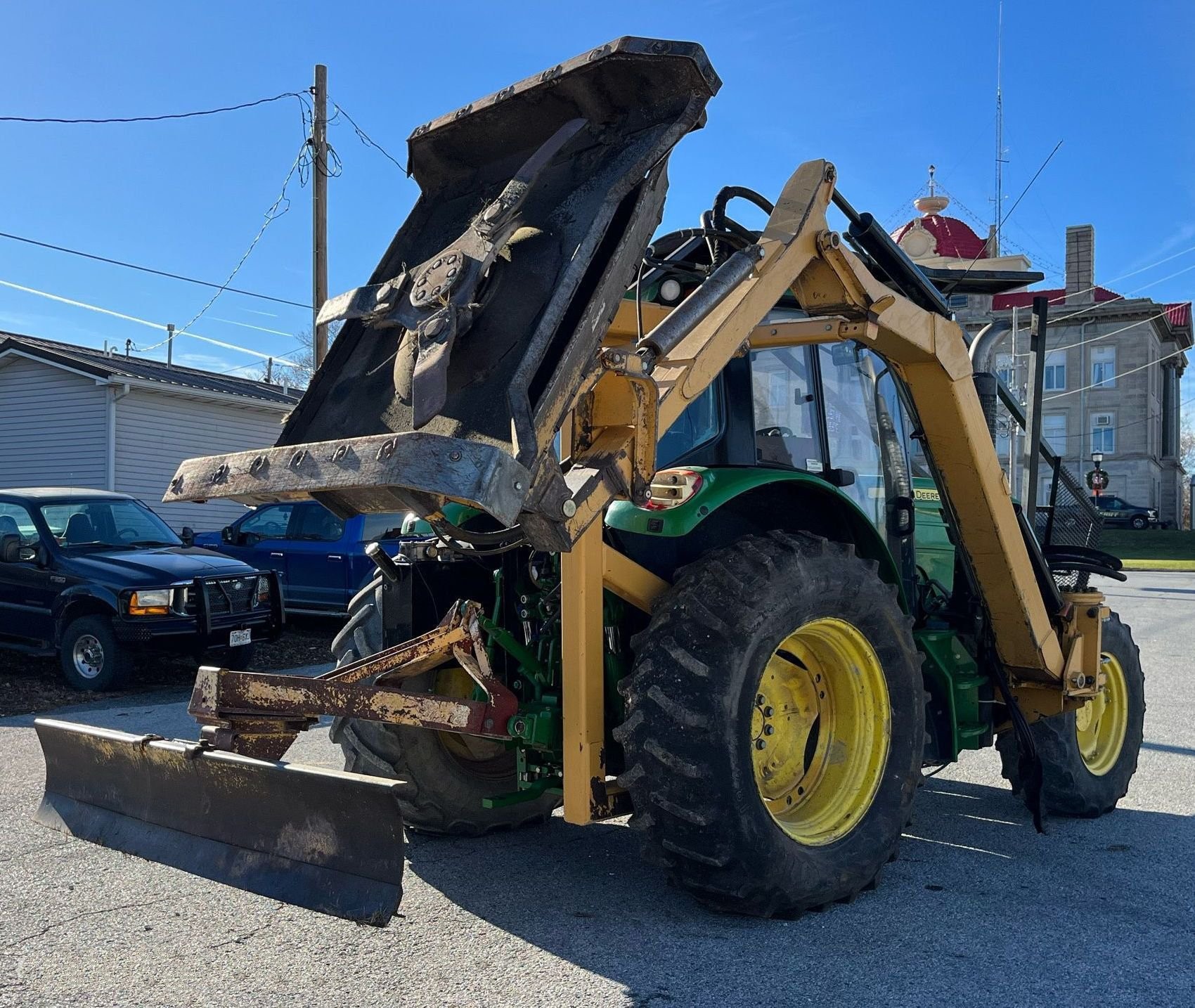 gallery 2015 John Deere 6125M MFWD tractor