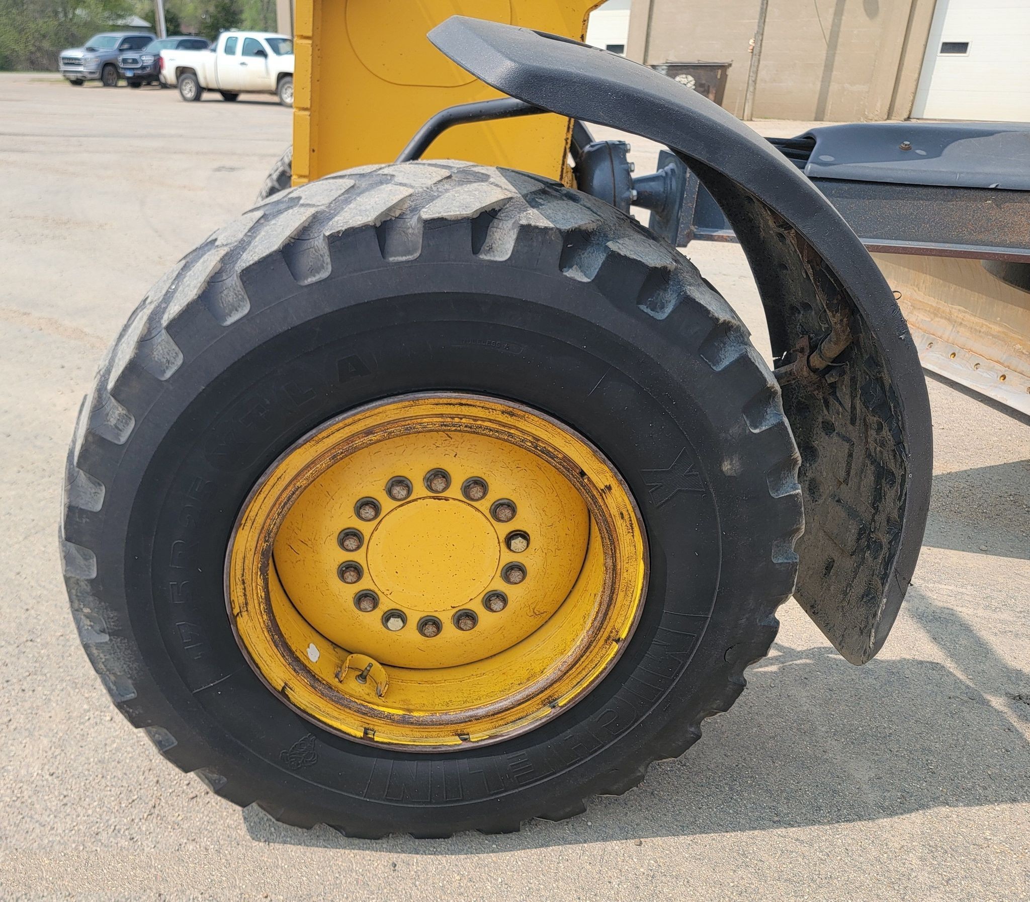 gallery 2016 John Deere 772GP motor grader