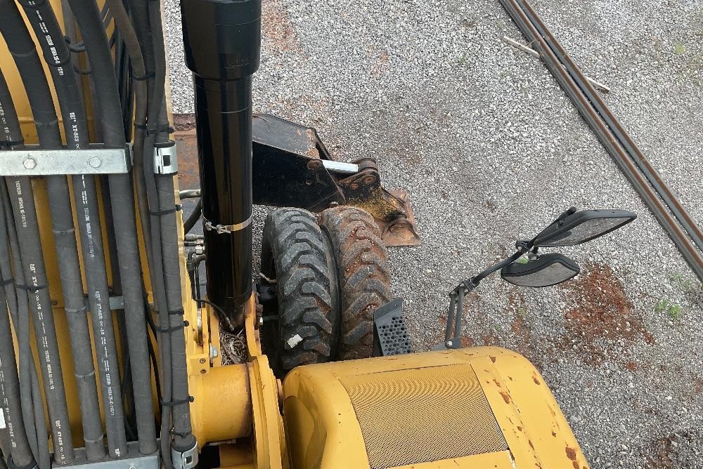 gallery 2011 Caterpillar M322D Wheeled Excavator