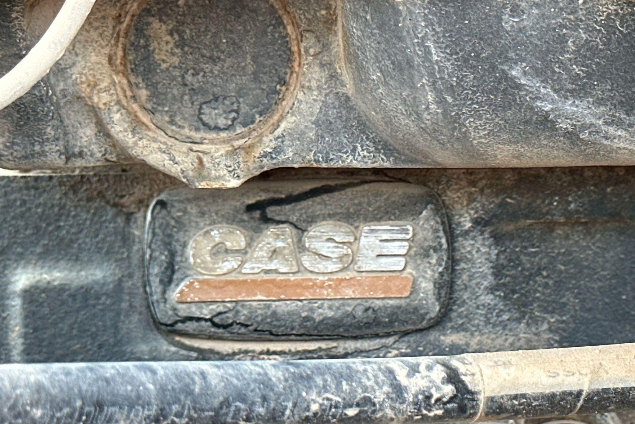 gallery 2011 Case 821F wheel loader