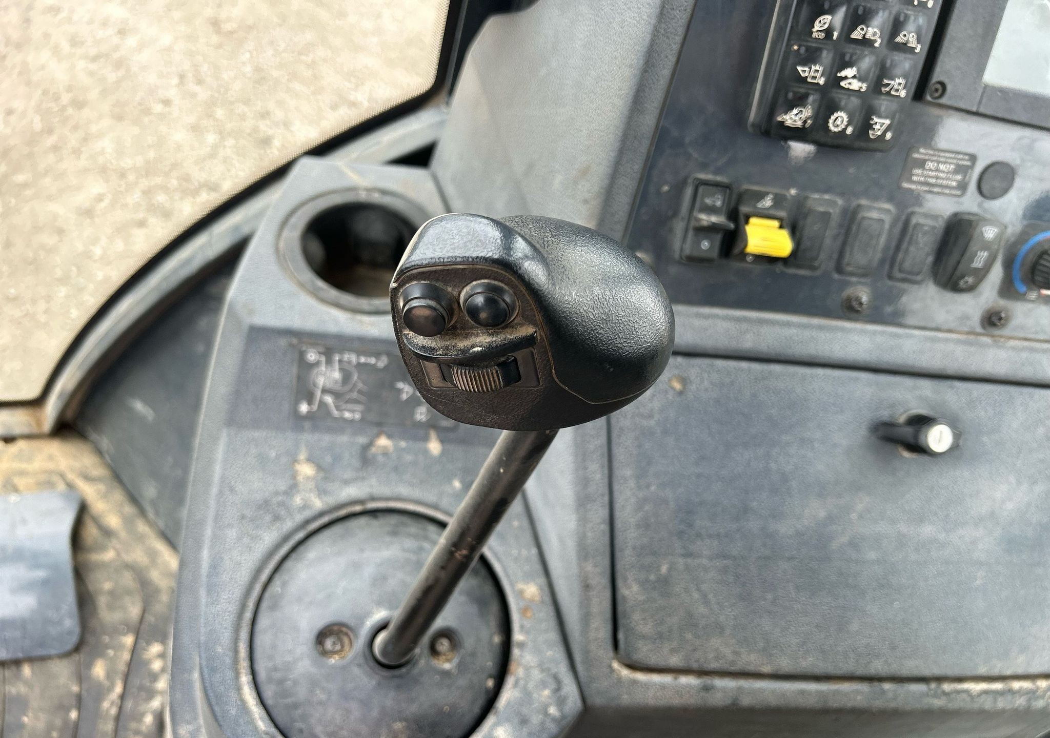 gallery 2015 John Deere 310SL backhoe