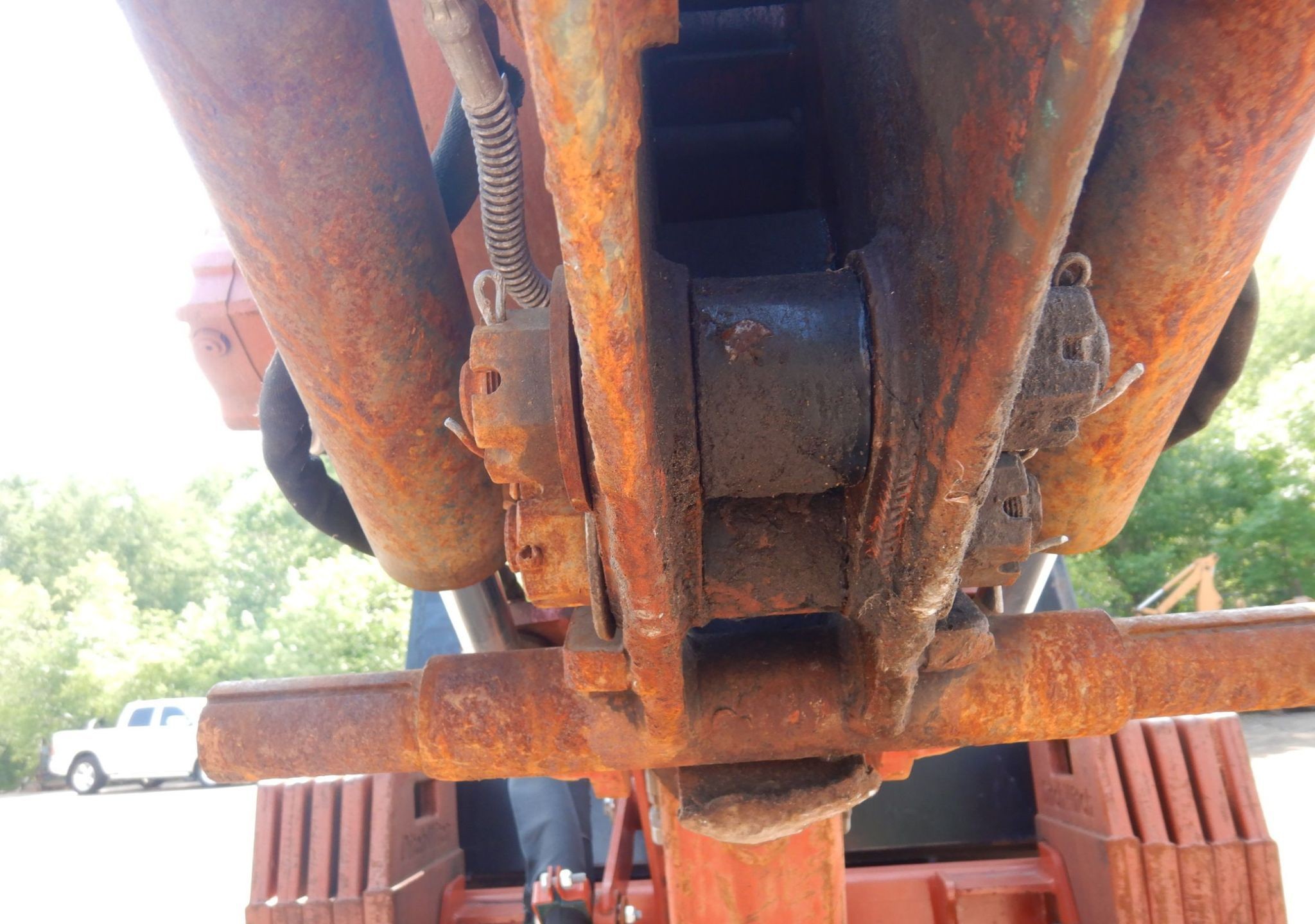 gallery 2004 Ditch Witch HT115 cable plow