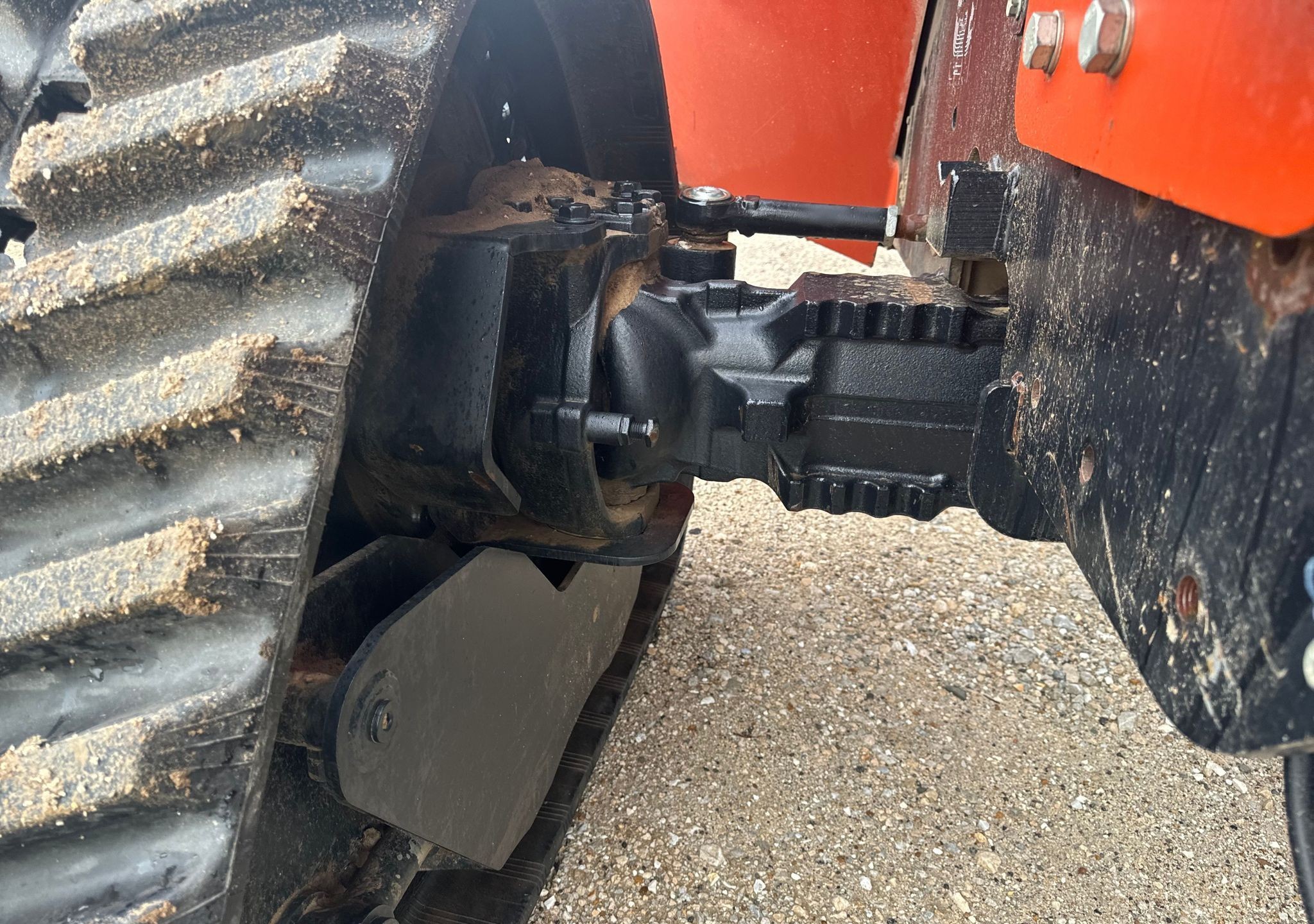 gallery 2013 Ditch Witch RT120 Quad trencher