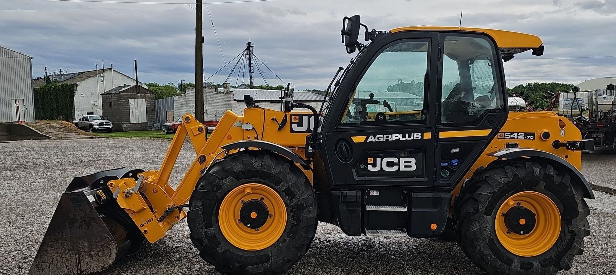 gallery 2023 JCB 542-70AG telehandler
