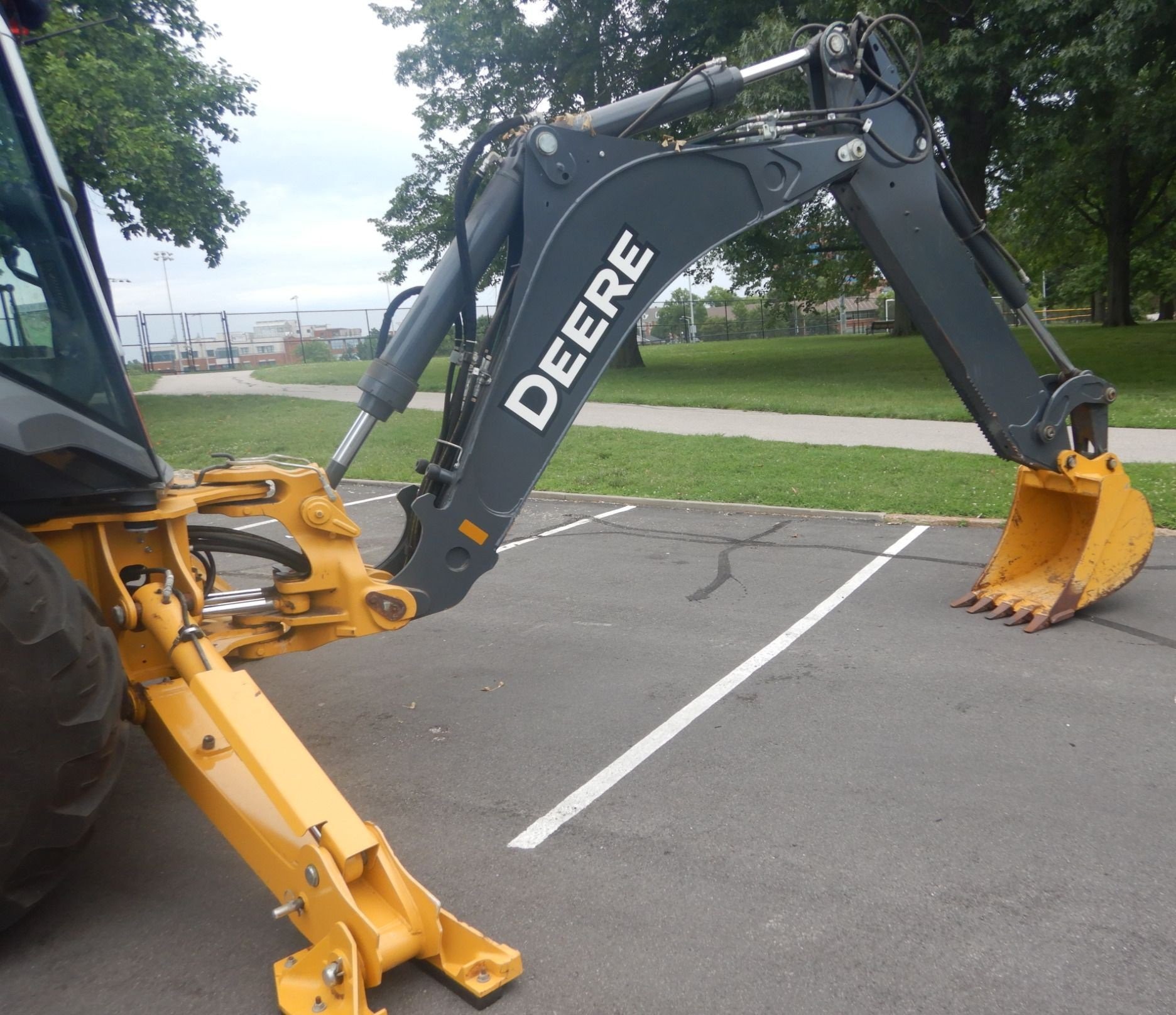 gallery 2015 John Deere 410L backhoe
