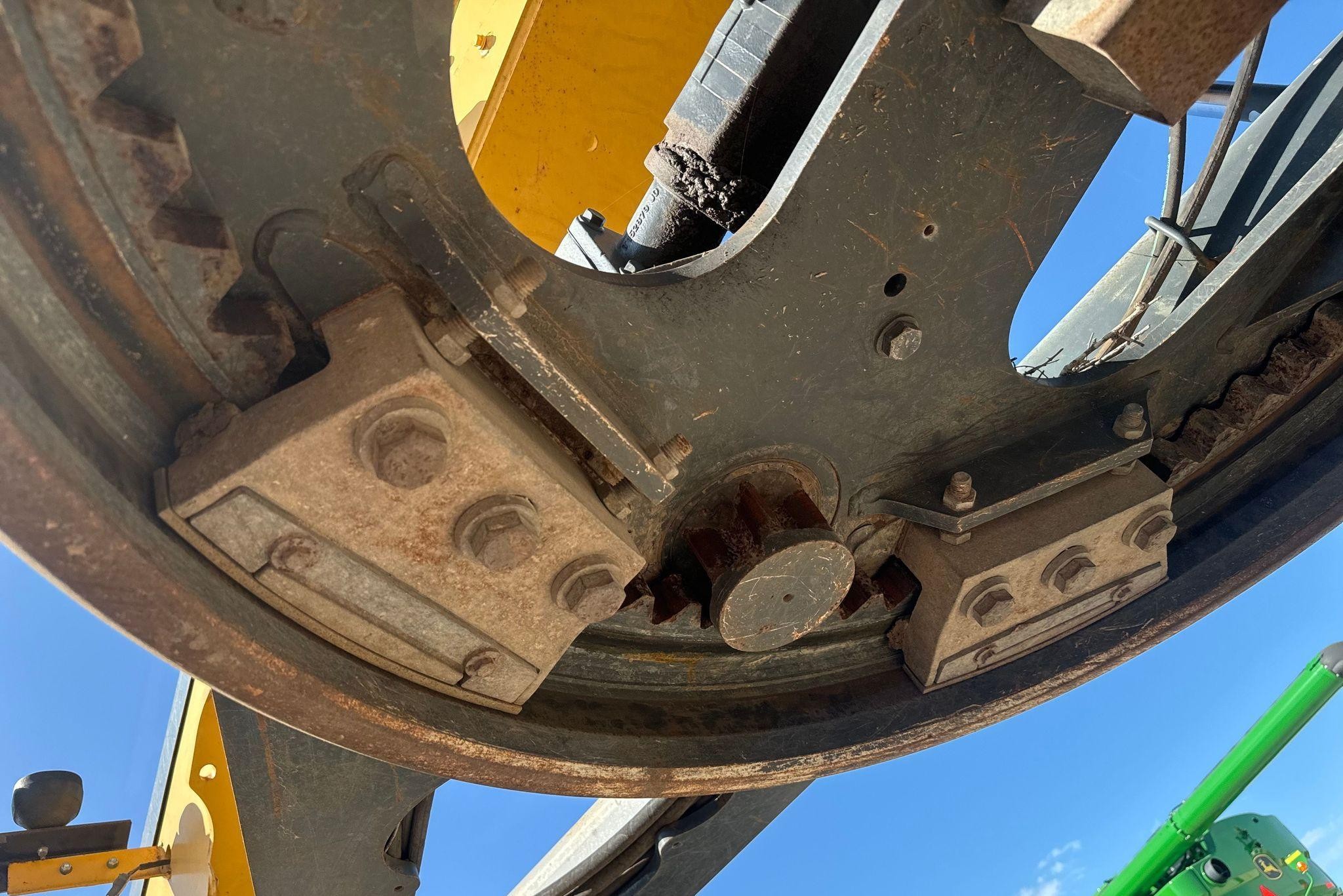 gallery 2013 John Deere 772G motor grader