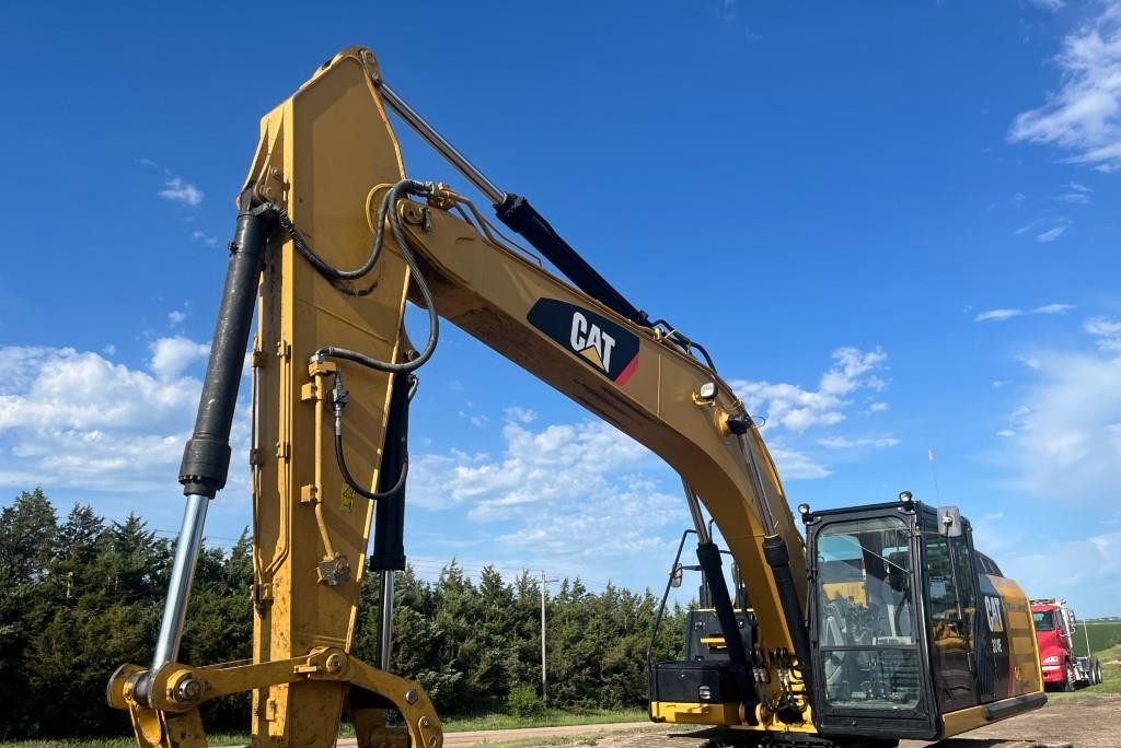 gallery 2013 Caterpillar 324EL Excavator