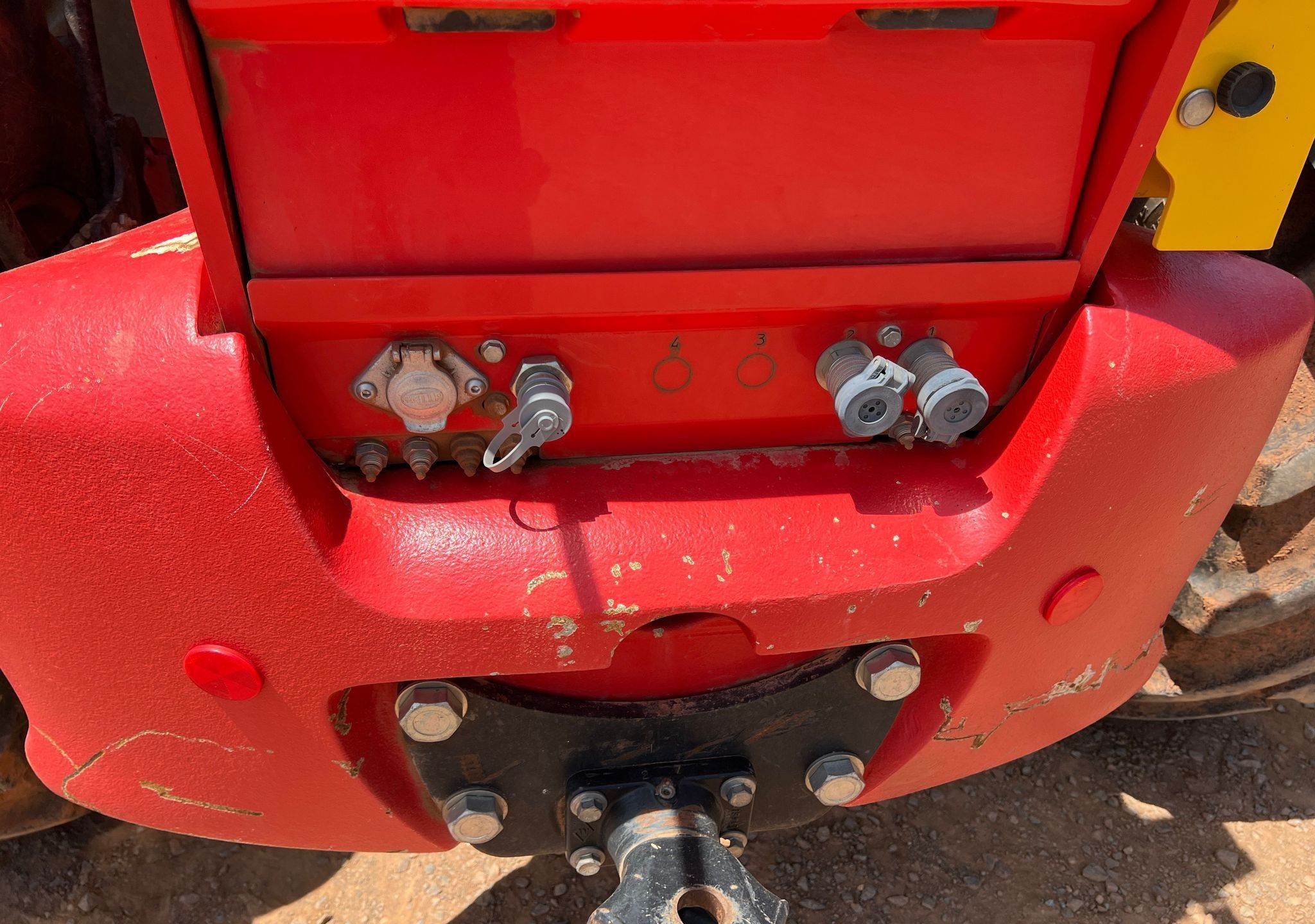 gallery 2017 Manitou MLT840 telehandler