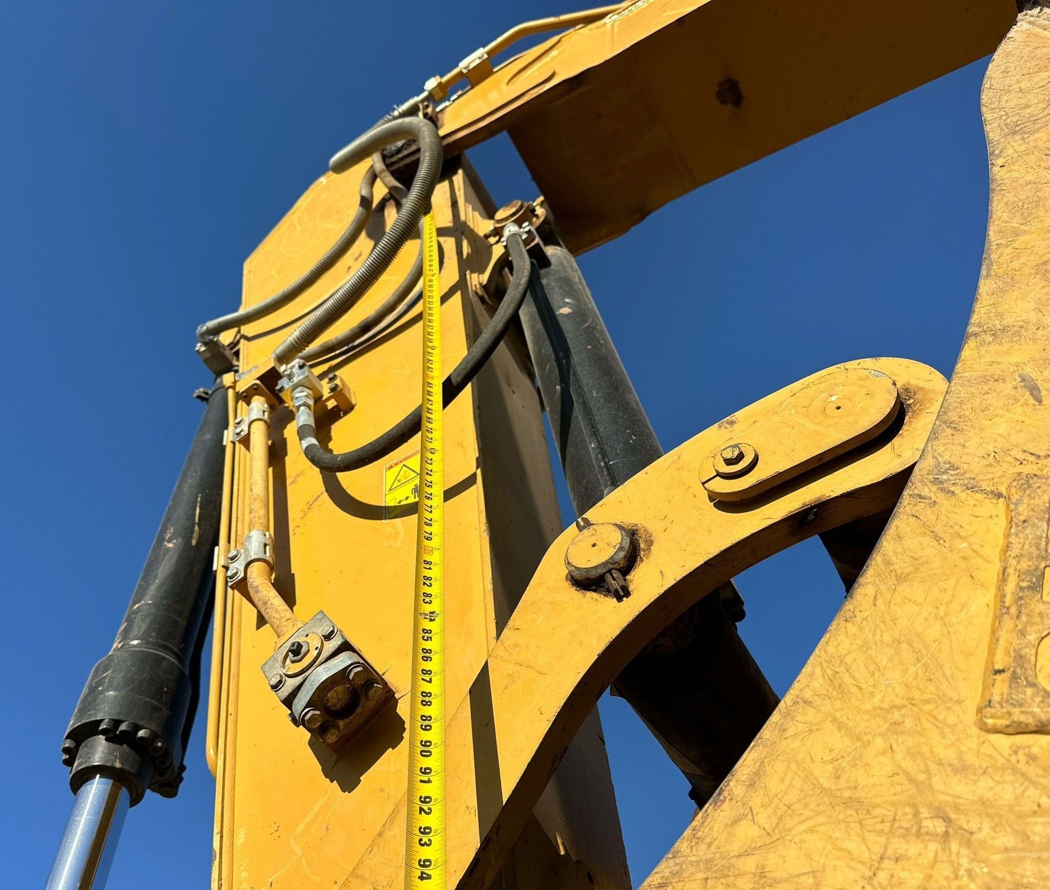 gallery 2018 Caterpillar 326F L excavator