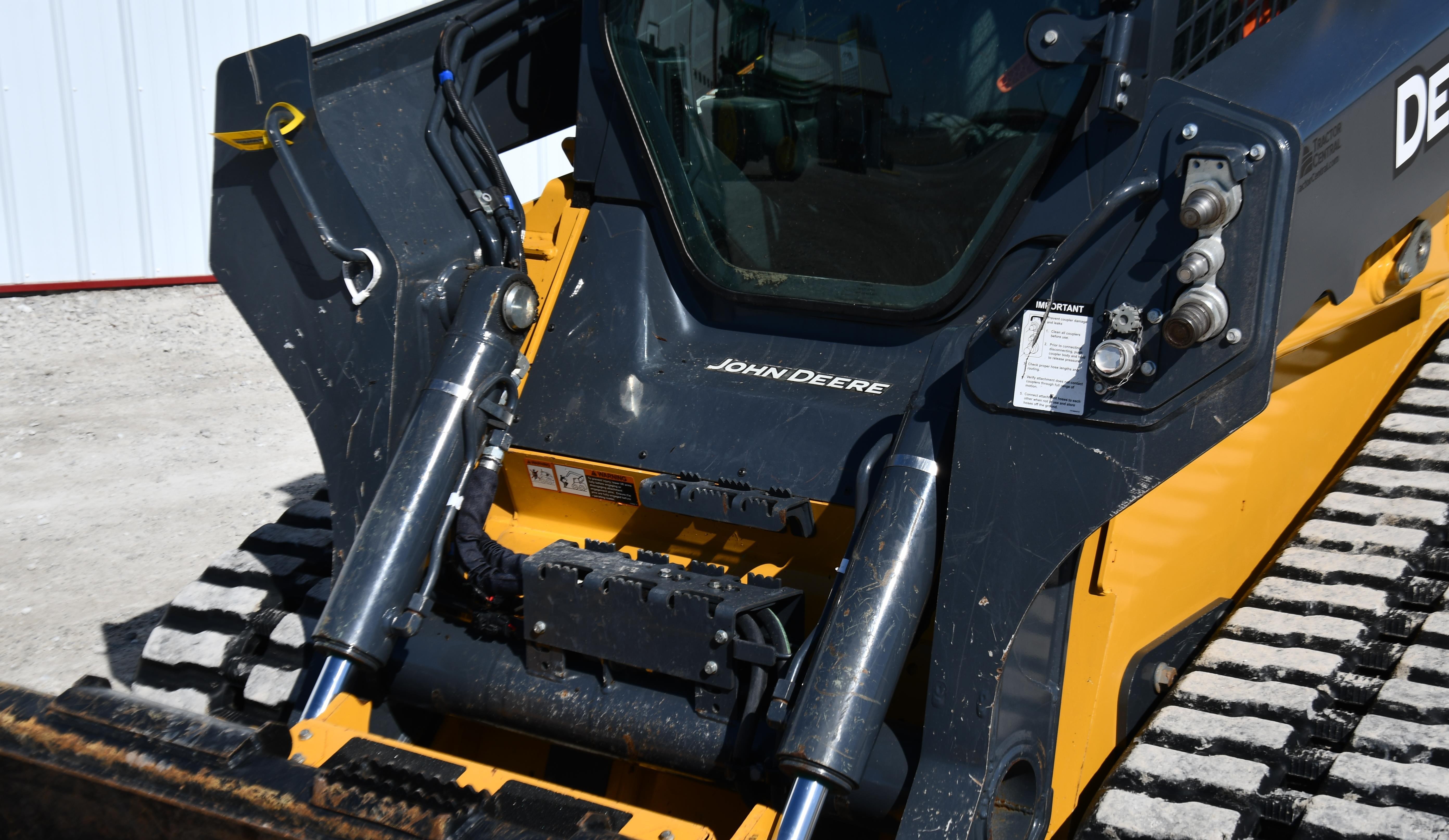 gallery 2022 John Deere 333G Compact Track Loader