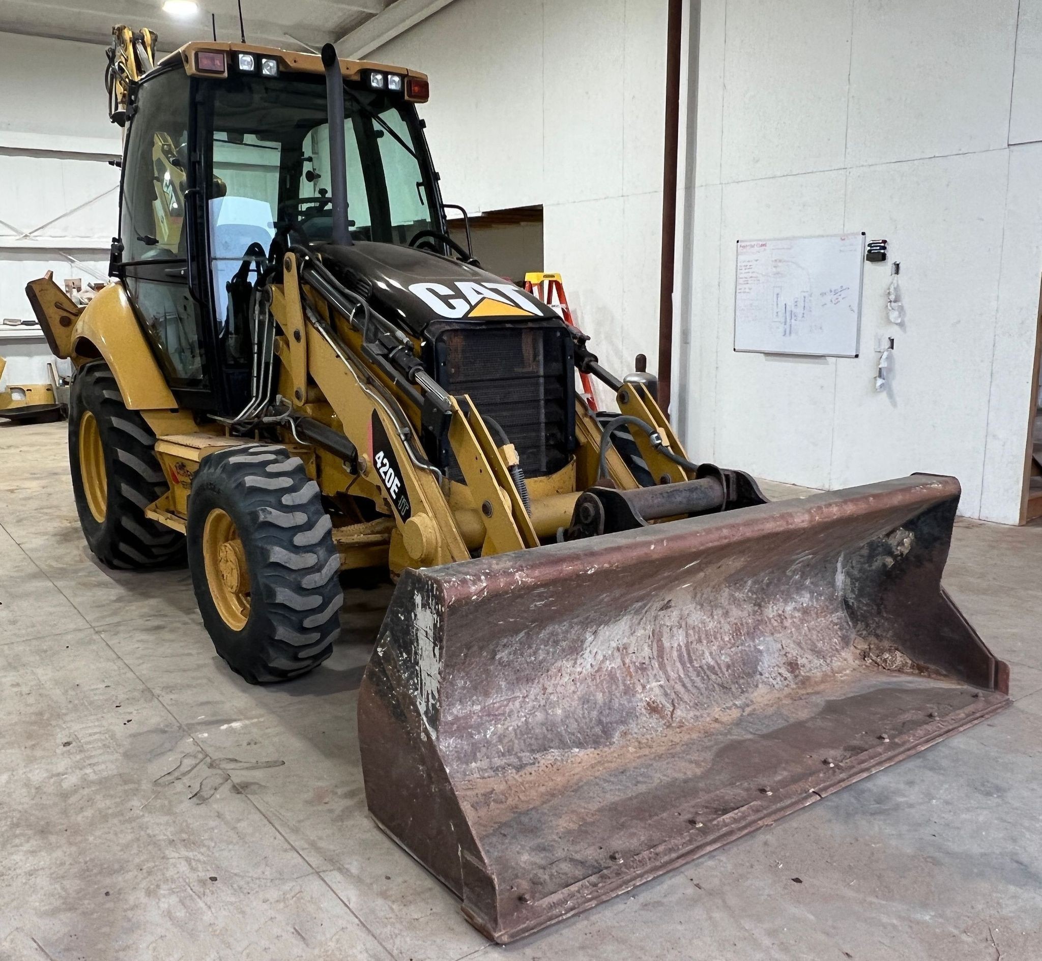 gallery 2012 Caterpillar 420E IT  backhoe