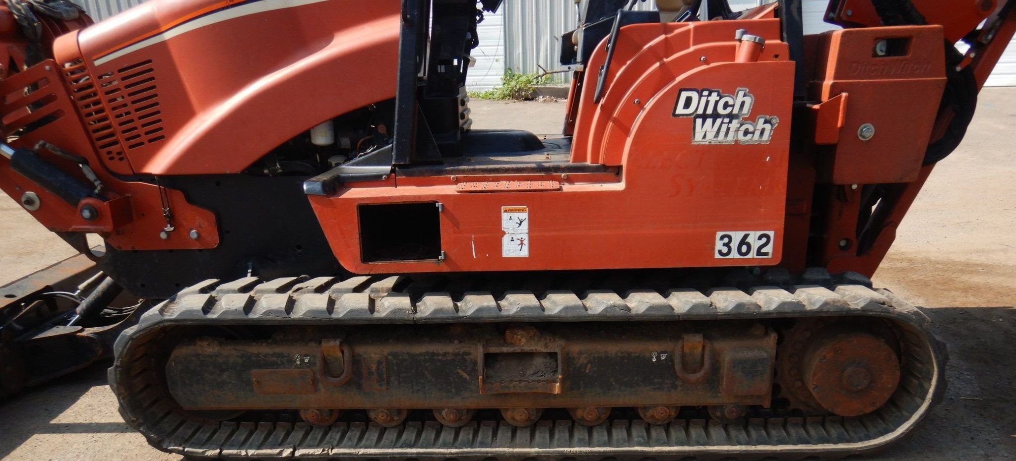 gallery 2004 Ditch Witch HT115 cable plow