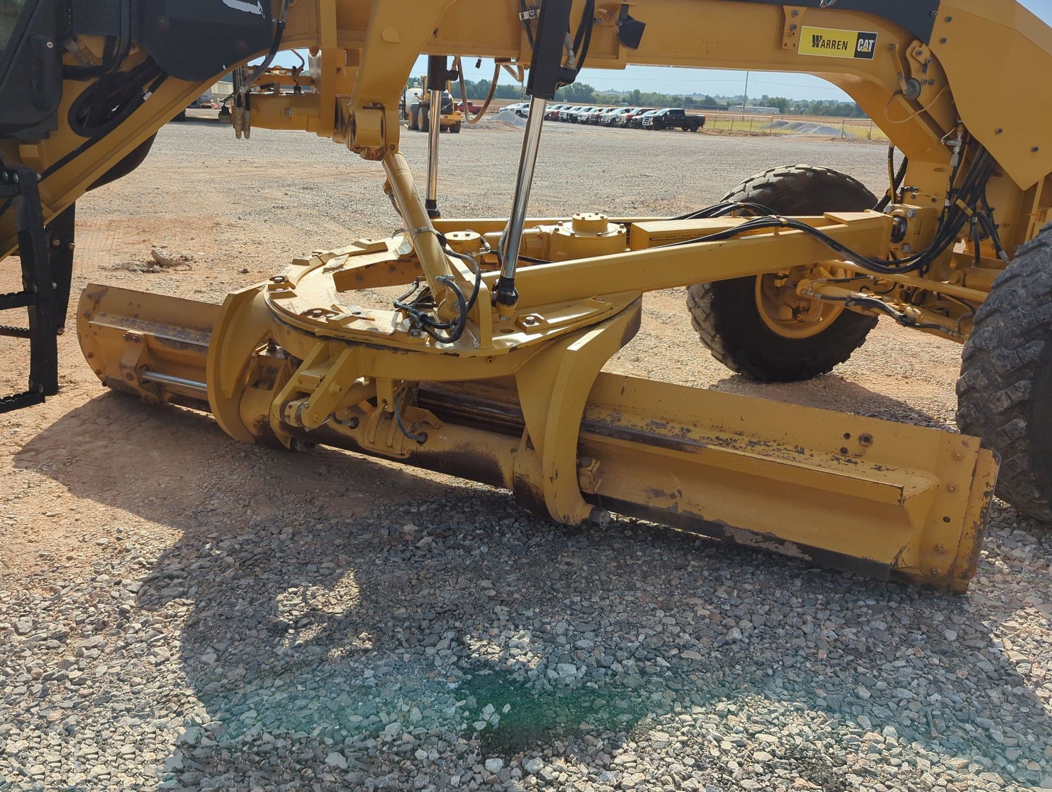 gallery 2013 Caterpillar 12M2 VHP Plus motor grader