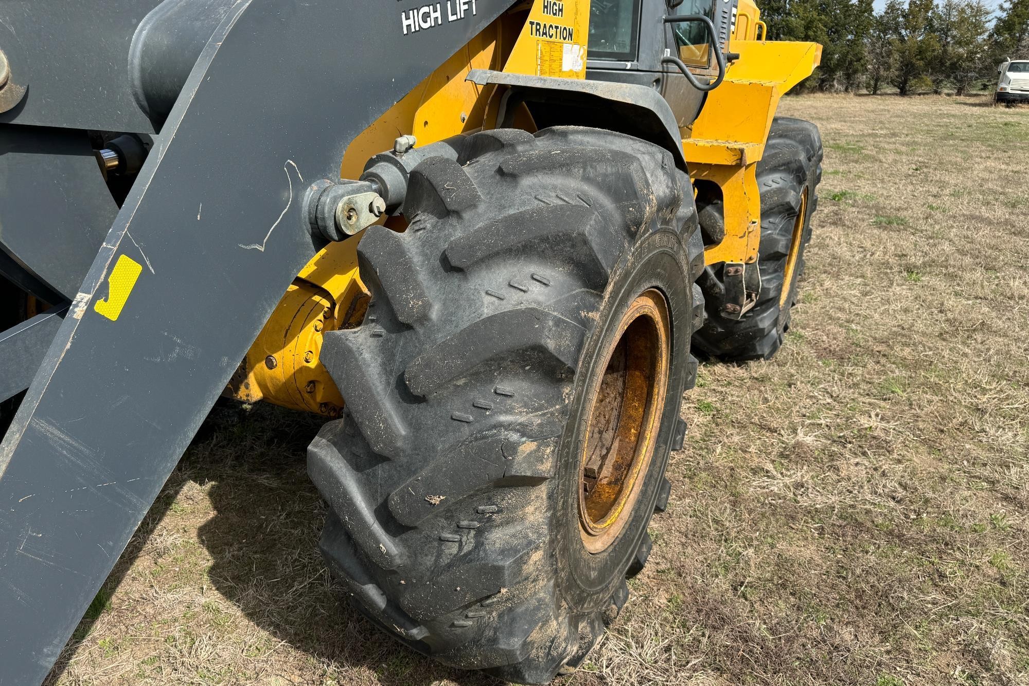 gallery 2013 John Deere 524K High Lift Wheel Loader,