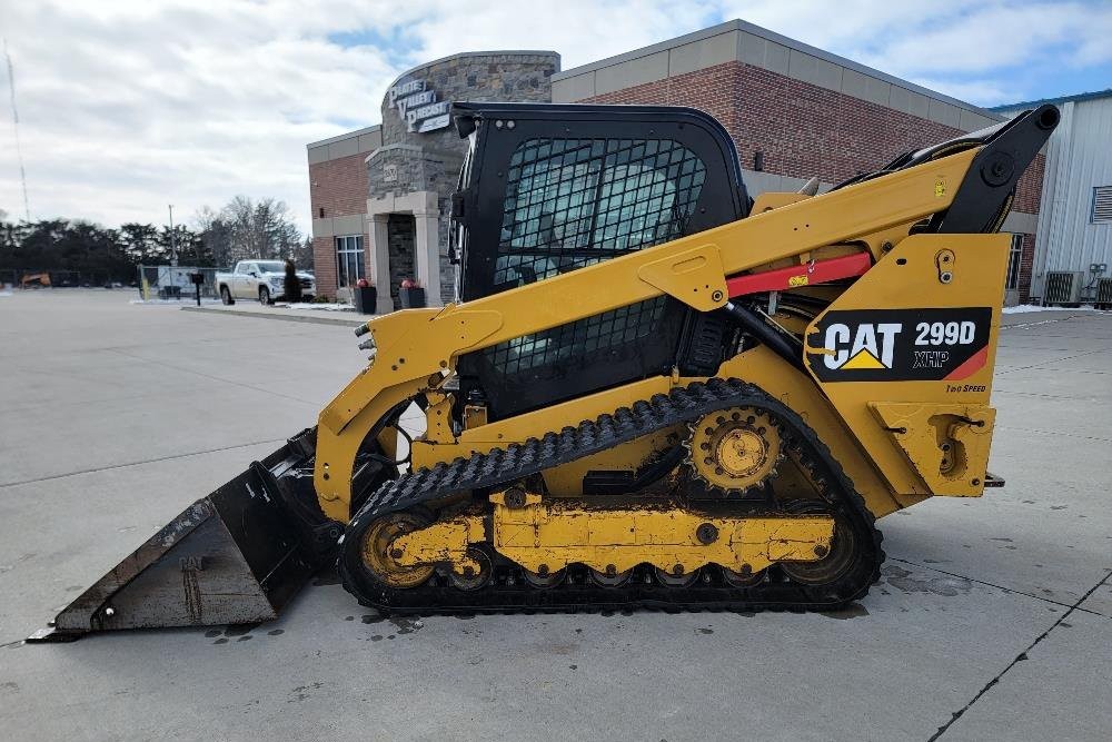 gallery 2015 Caterpillar 299DXHP Compact Track Loader