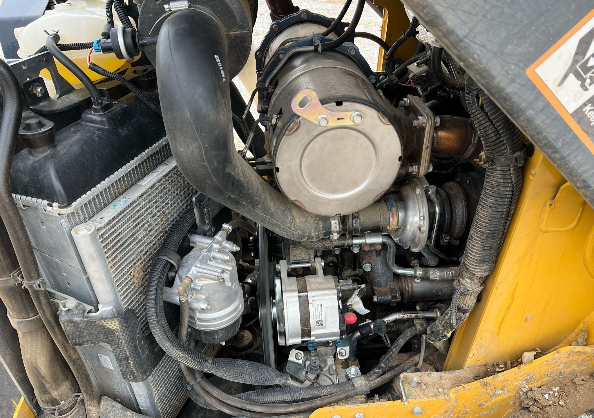 gallery 2022 John Deere 325G tracked skid steer loader