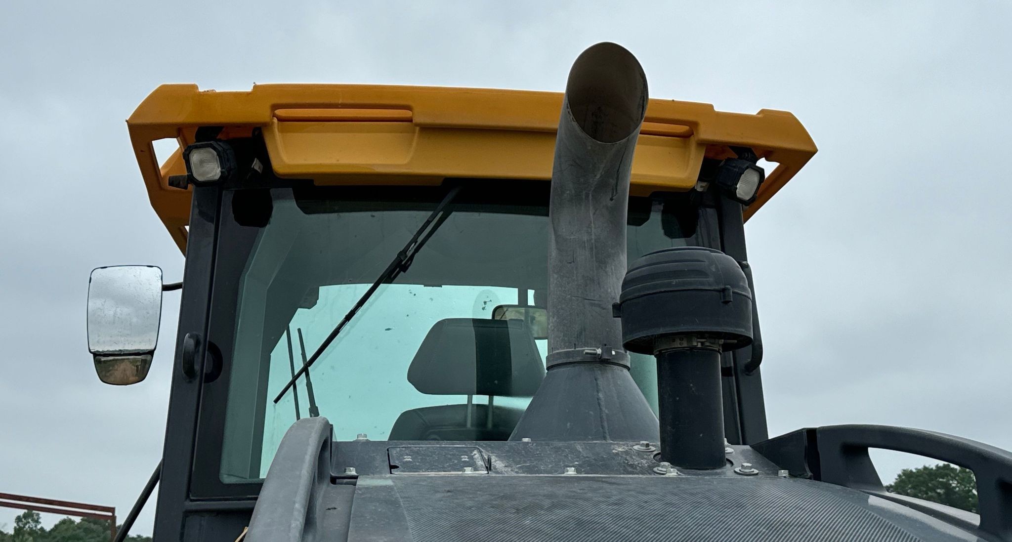 gallery 2022 John Deere 544 P-Tier wheel loader