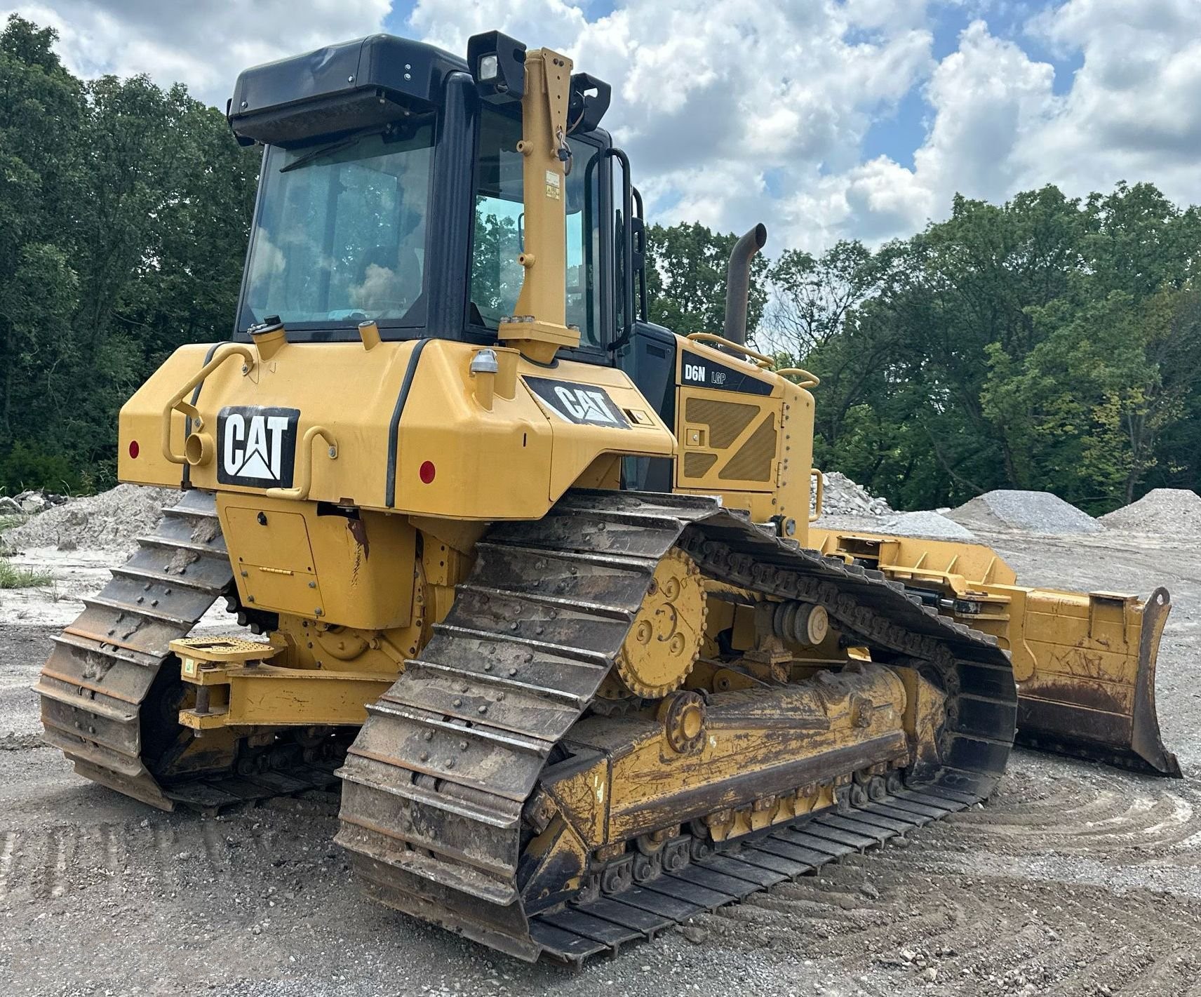 gallery 2012 Caterpillar D6N LGP dozer