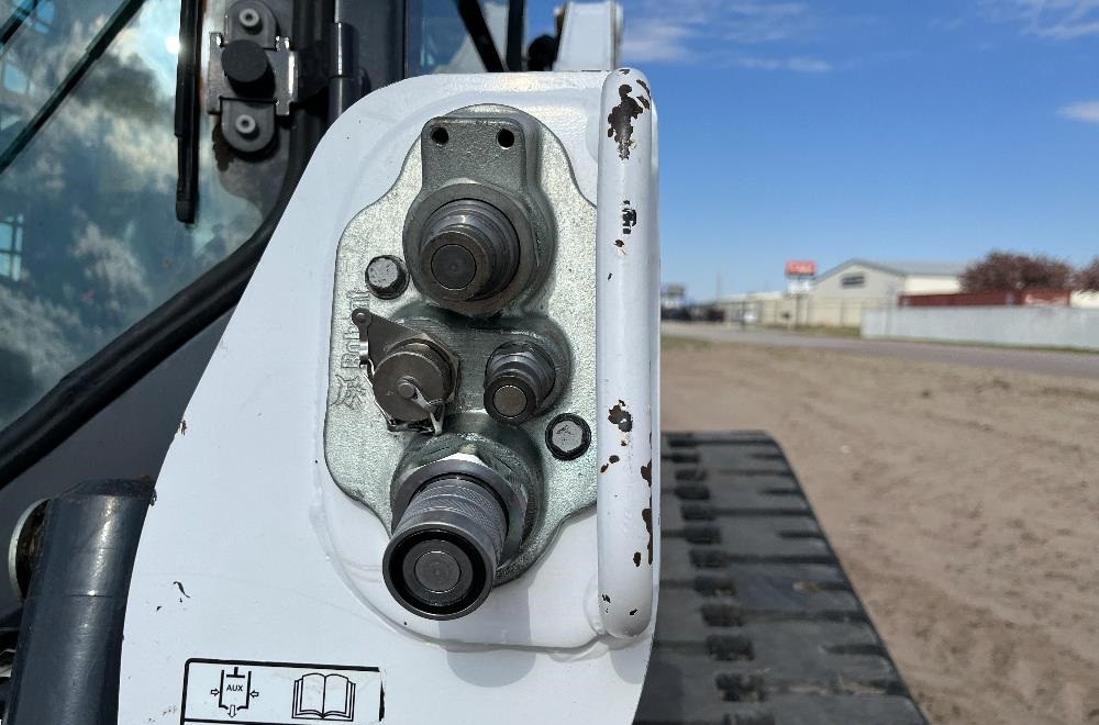 gallery 2019 Bobcat T770 Compact Track Loader