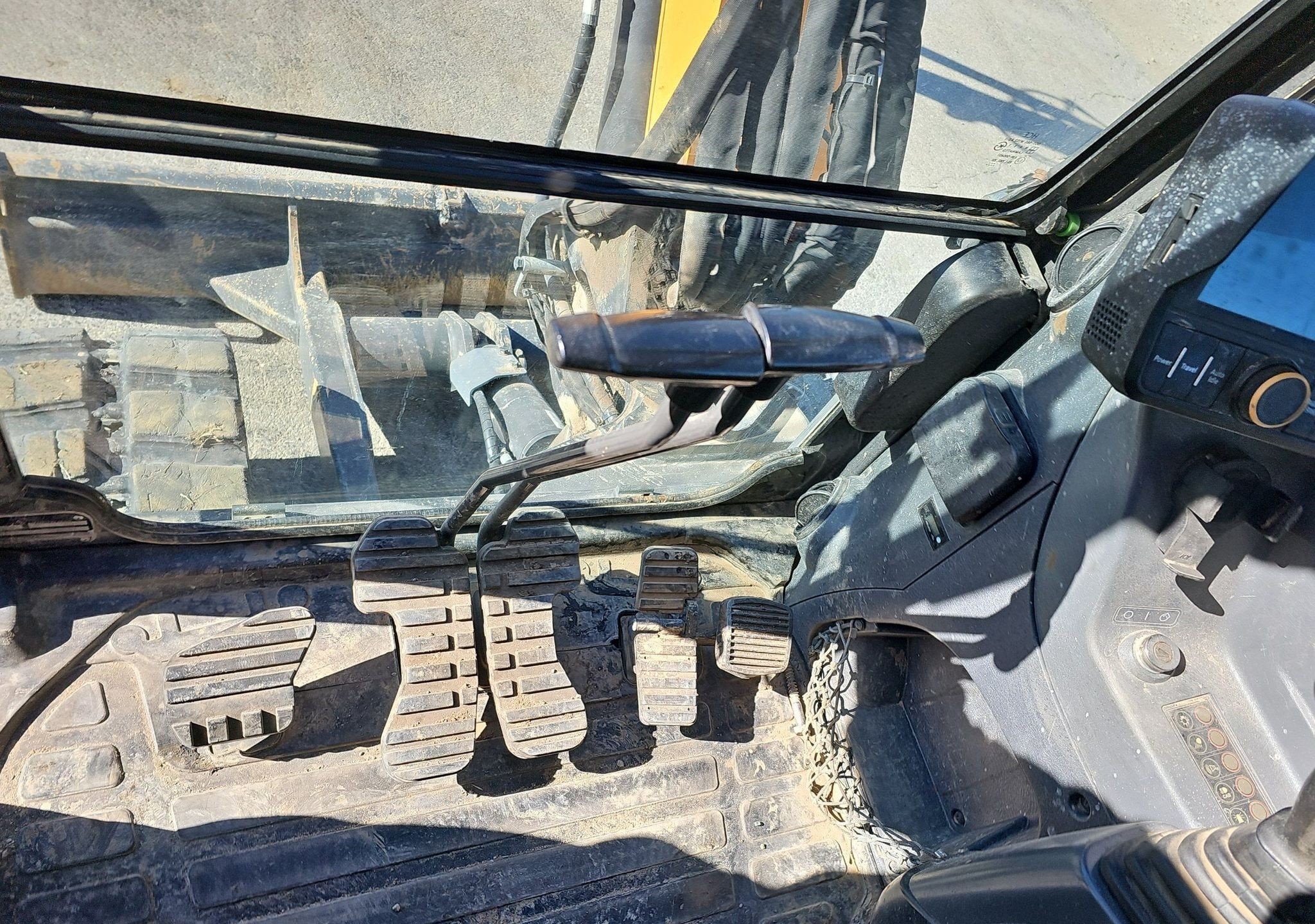 gallery 2021 Case CX57C mini excavator