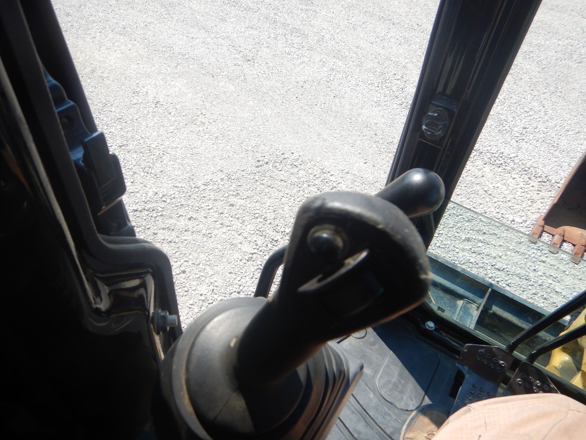 gallery 2014 Caterpillar 303.5E mini excavator