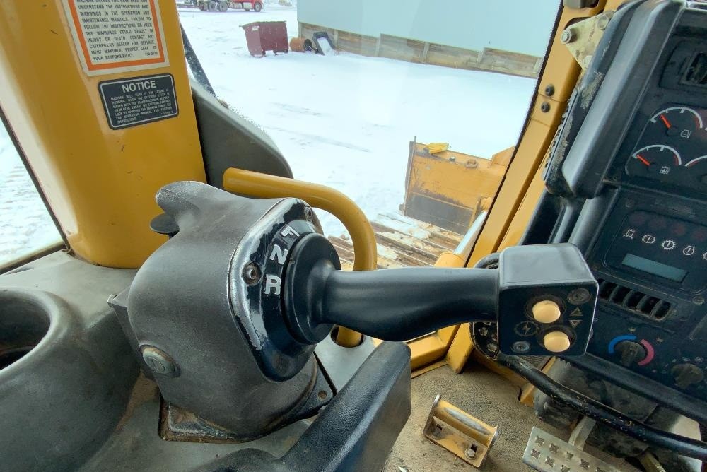 gallery 2005 Caterpillar D6N LGP Crawler Dozer