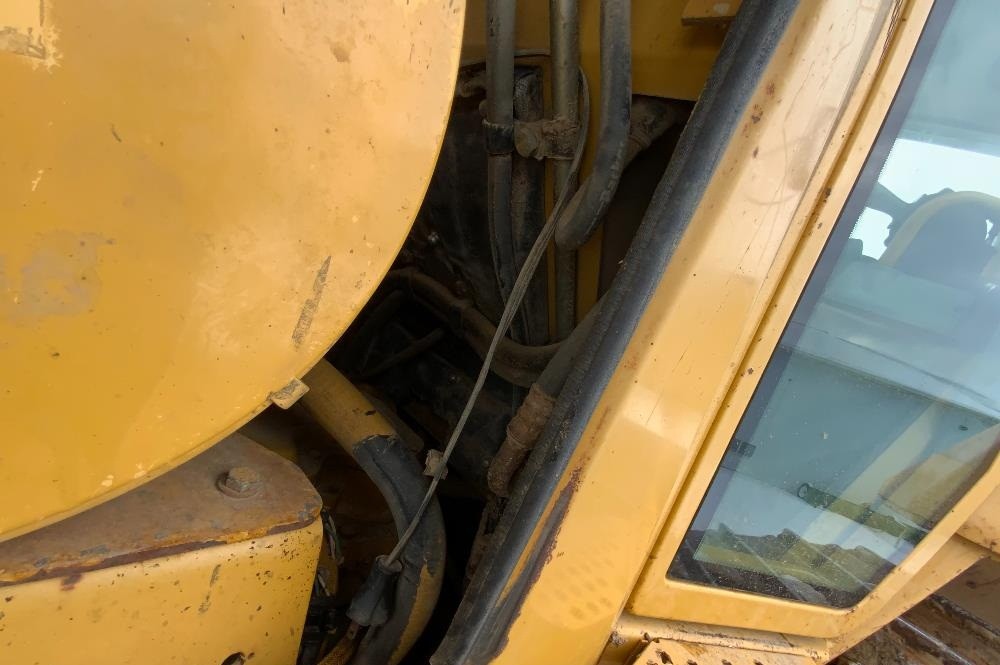 gallery 2005 Caterpillar D6N LGP Crawler Dozer