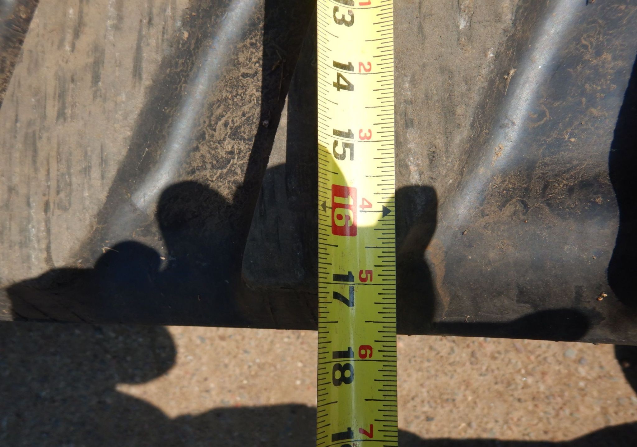 gallery 2004 Ditch Witch HT115 cable plow