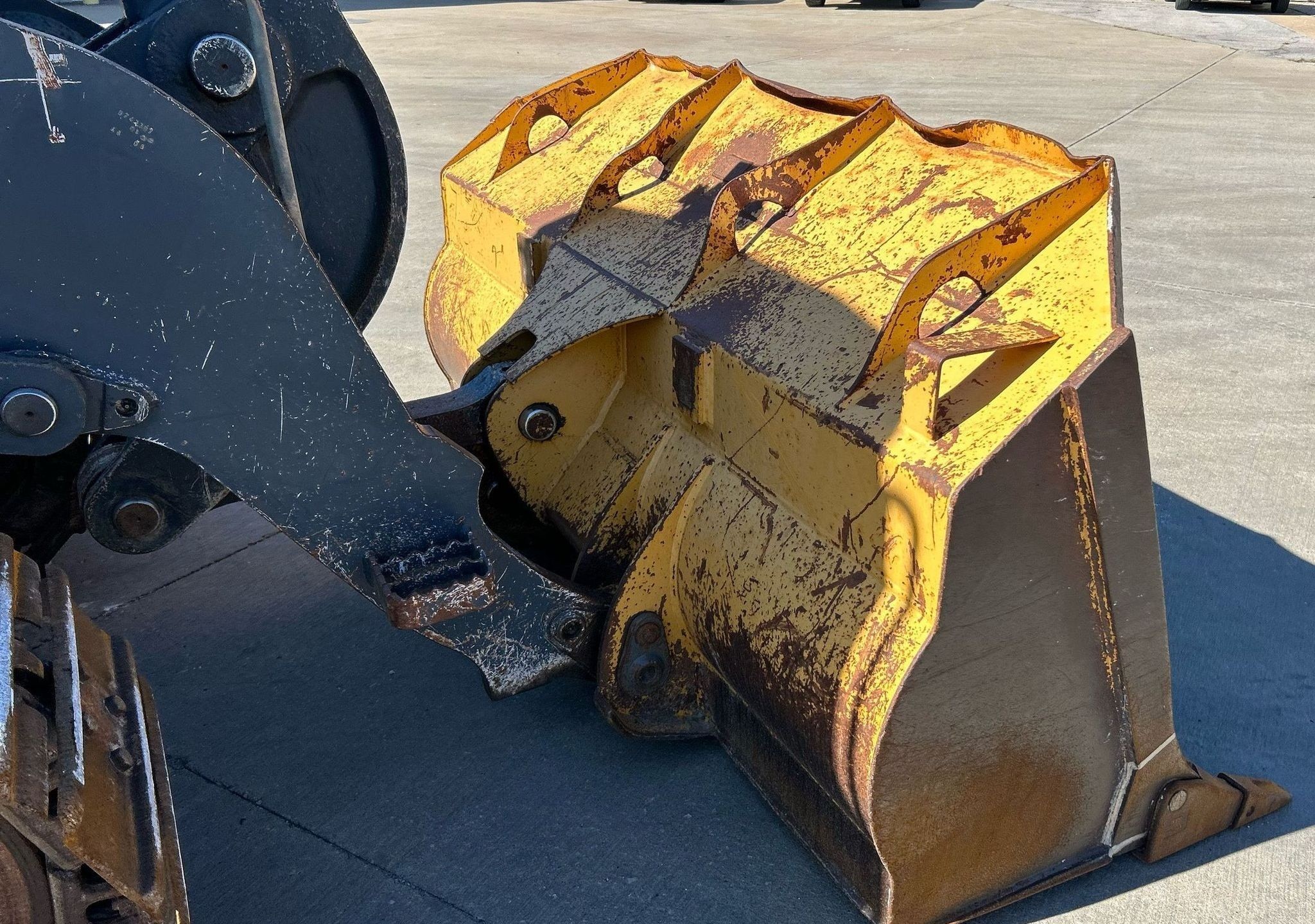gallery 2012 John Deere 605C track loader
