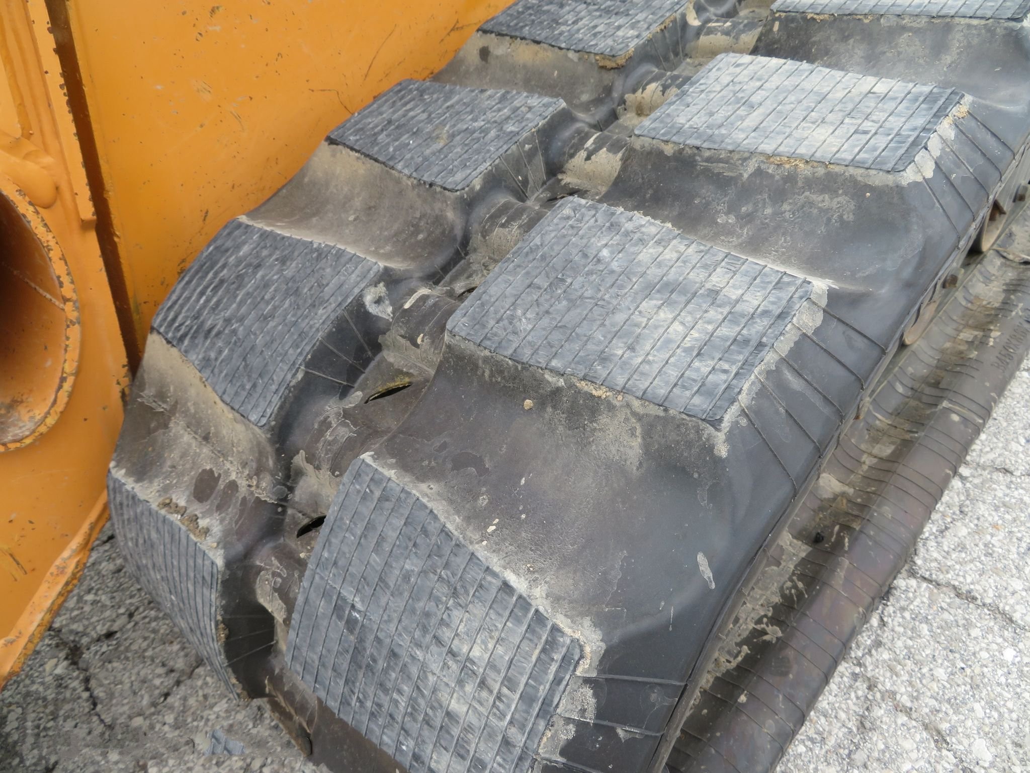 gallery 2017 Case TV380 tracked skid steer loader