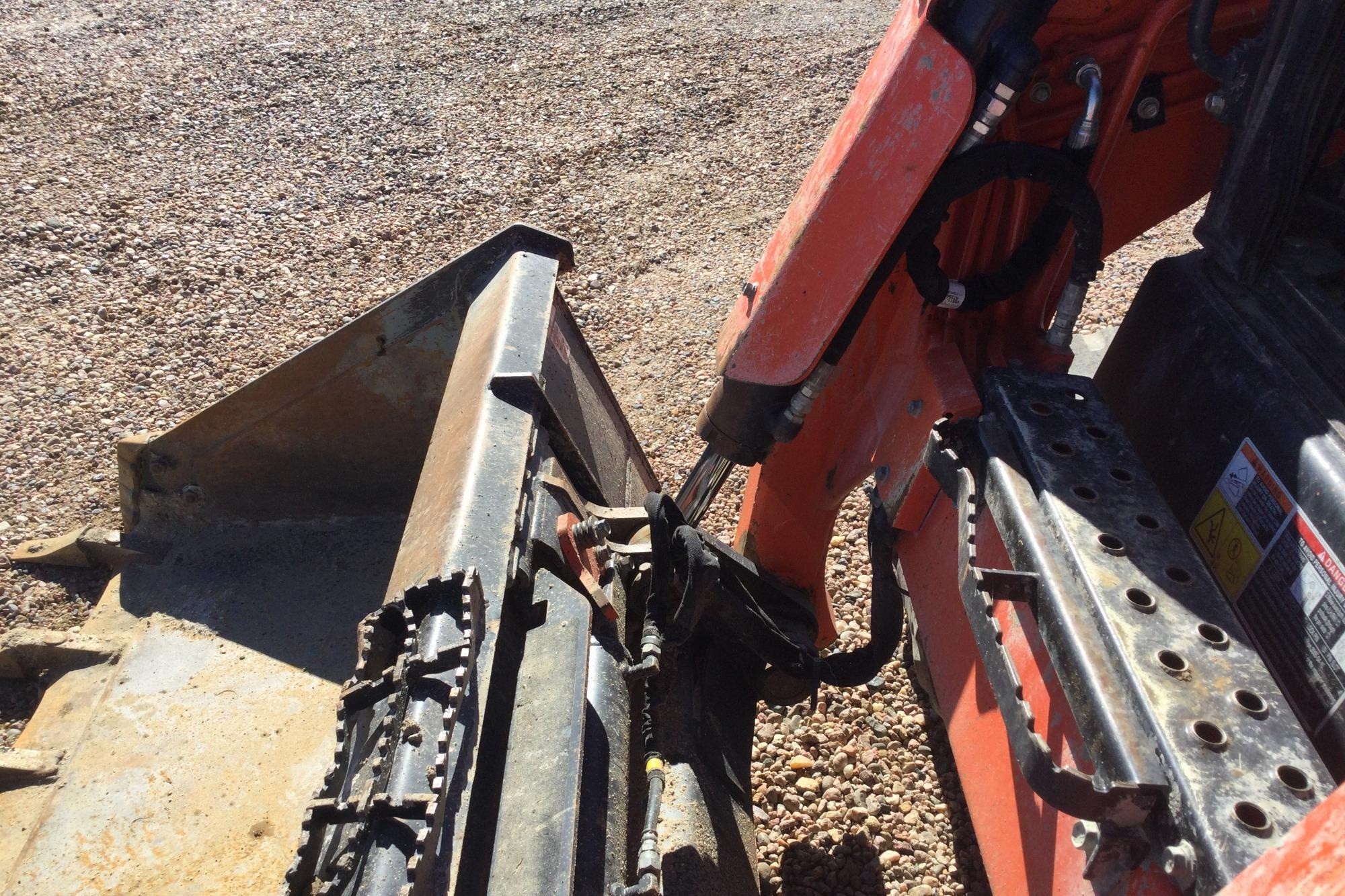 gallery 2022 Kubota SVL97-2 Compact Track Loader