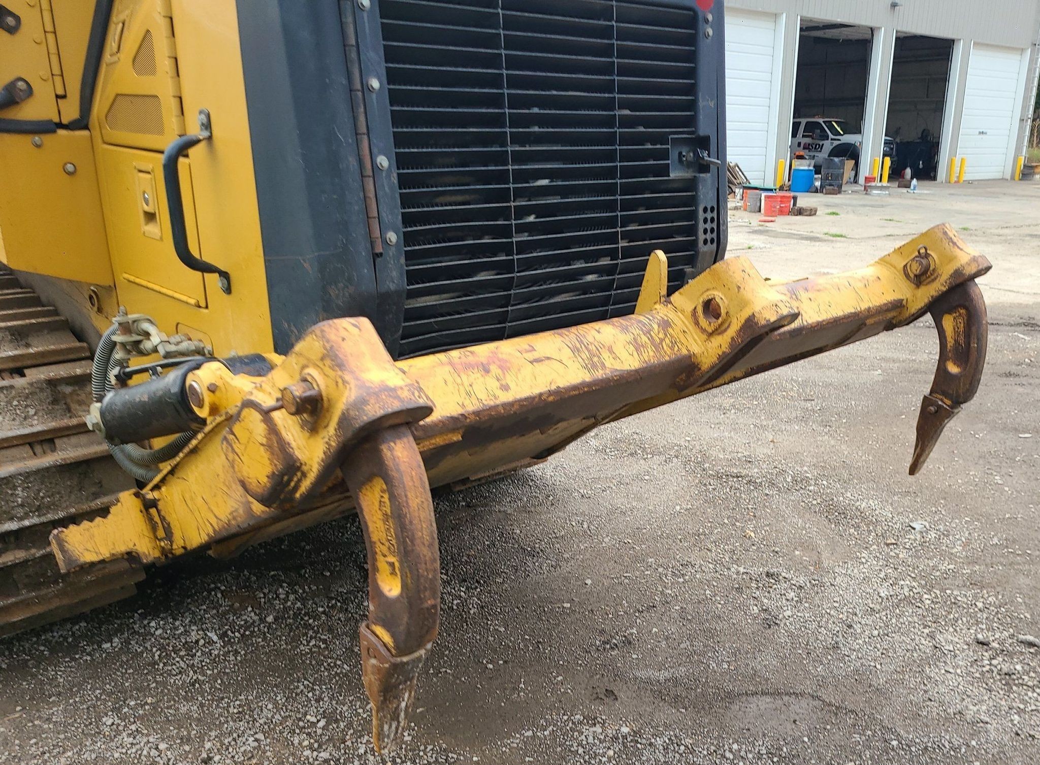 gallery 2008 Caterpillar 963D track loader