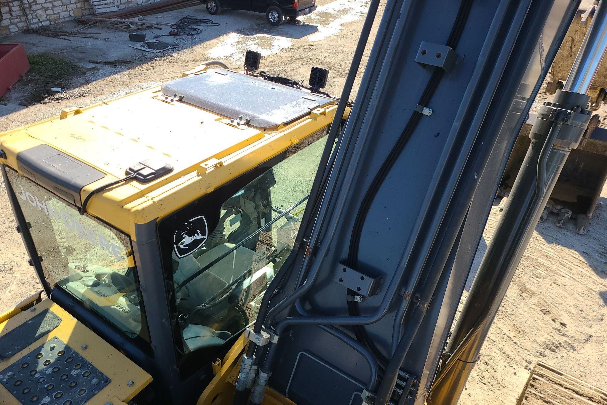gallery 2014 John Deere 350G LC excavator
