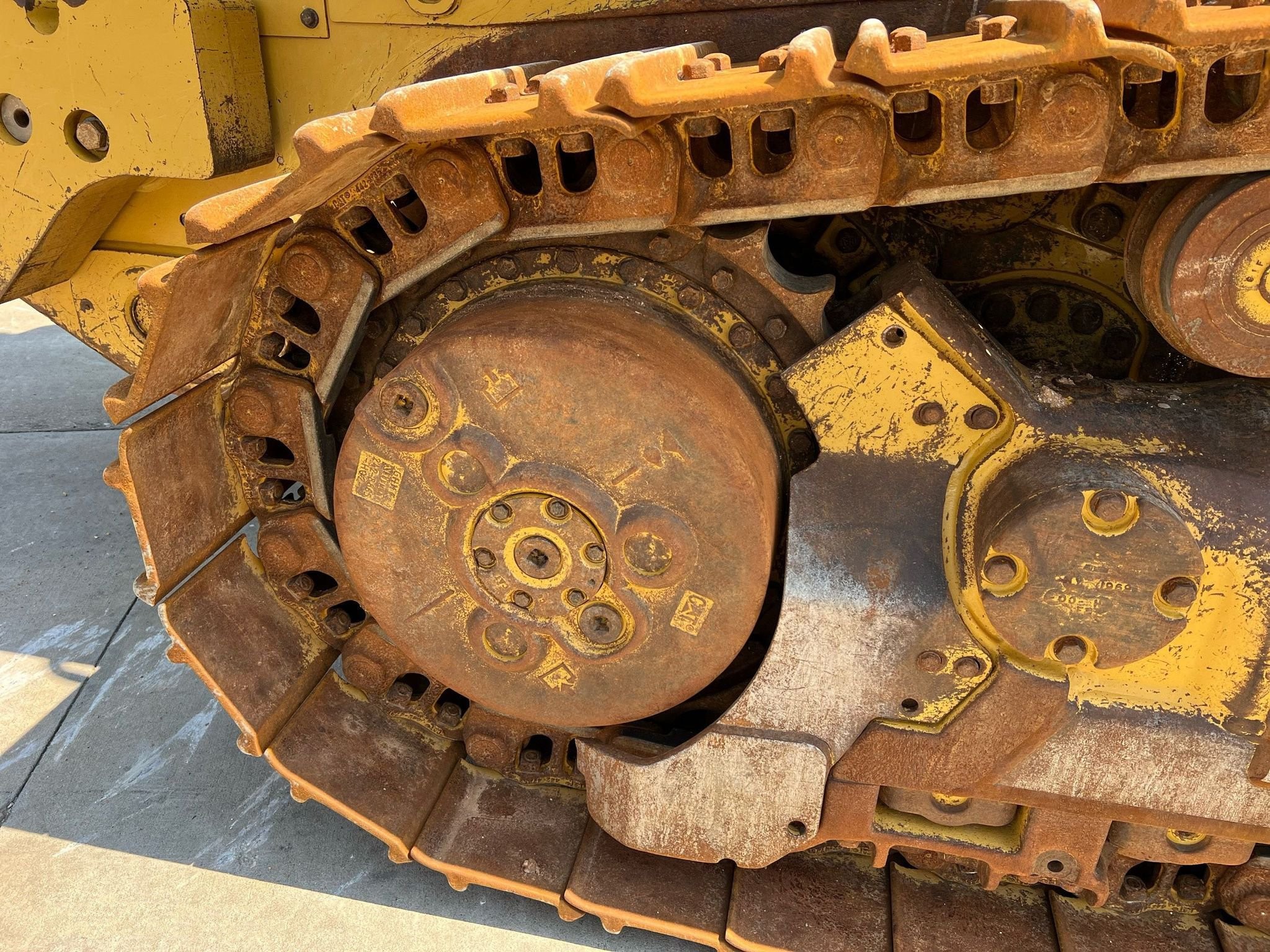 gallery 2016 Caterpillar 963K track loader