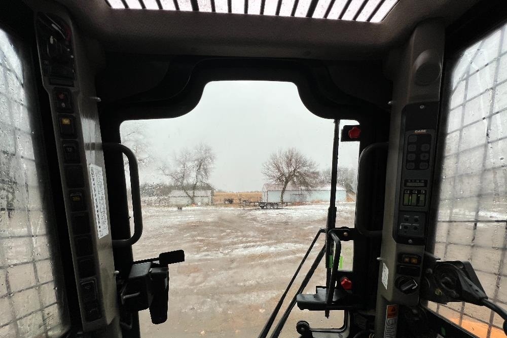 gallery 2012 Case TR320 Compact Track Loader