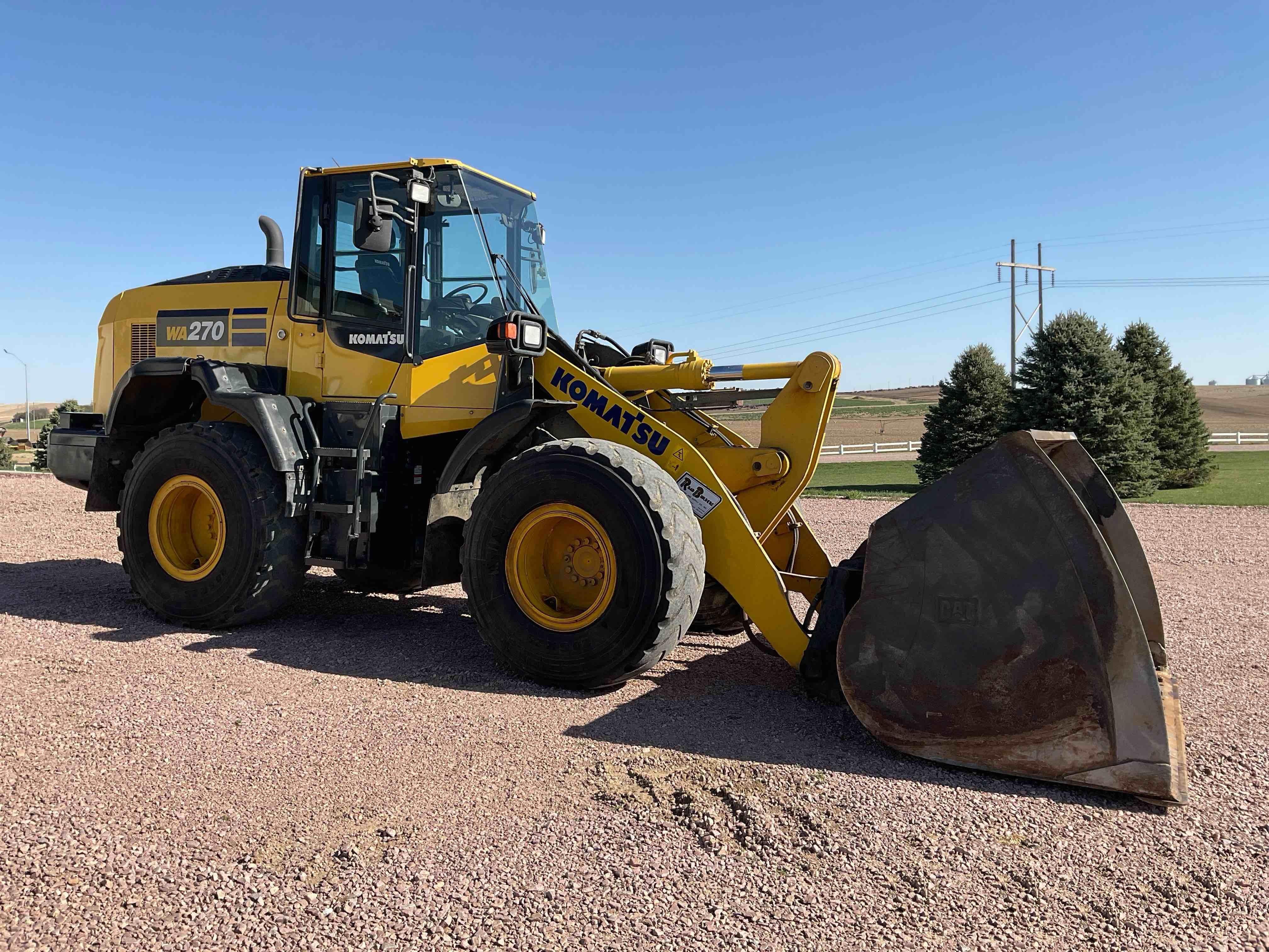gallery 2019 Komatsu WA270-8 Wheel Loader