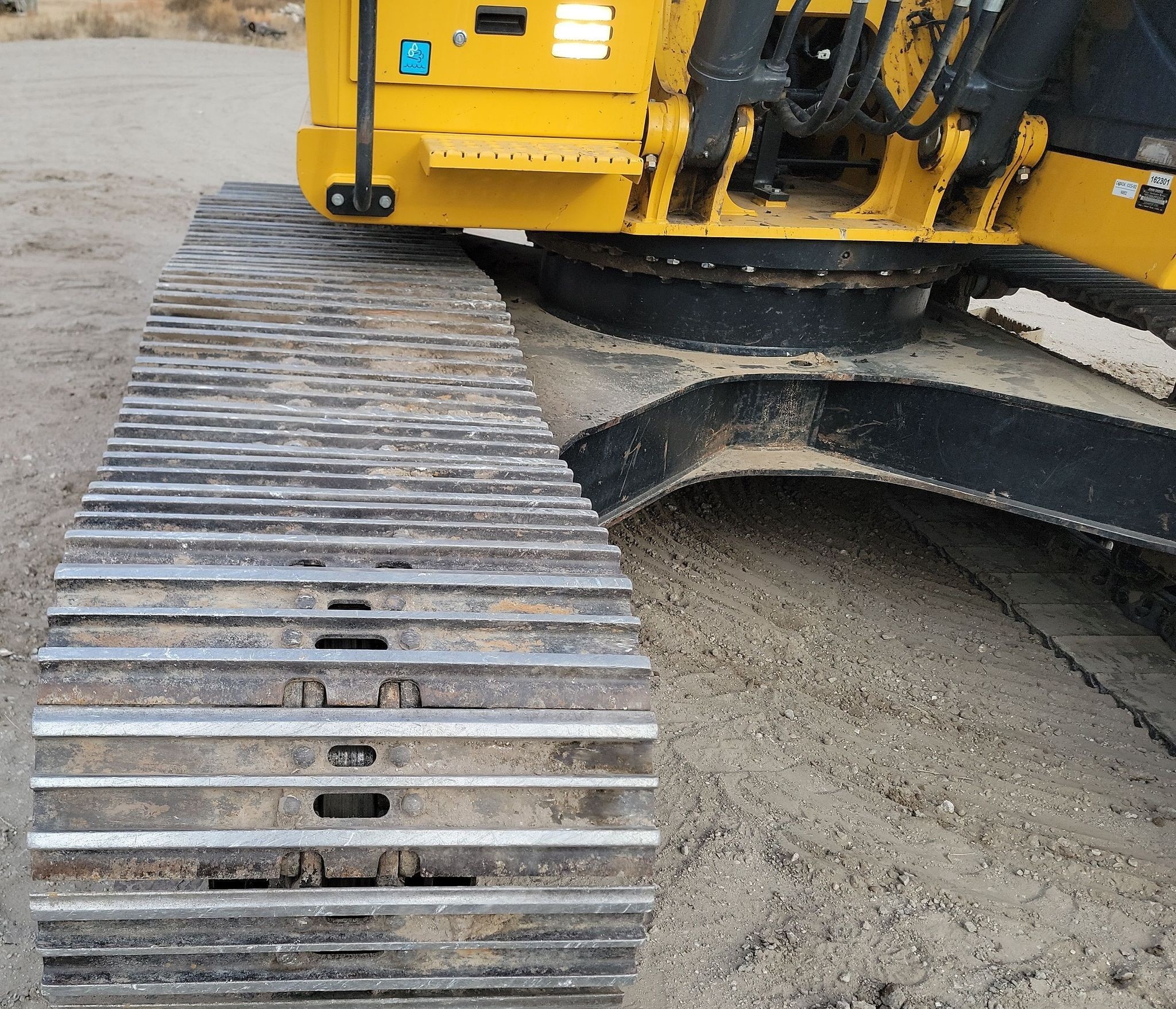 gallery 2018 John Deere 210G LC excavator