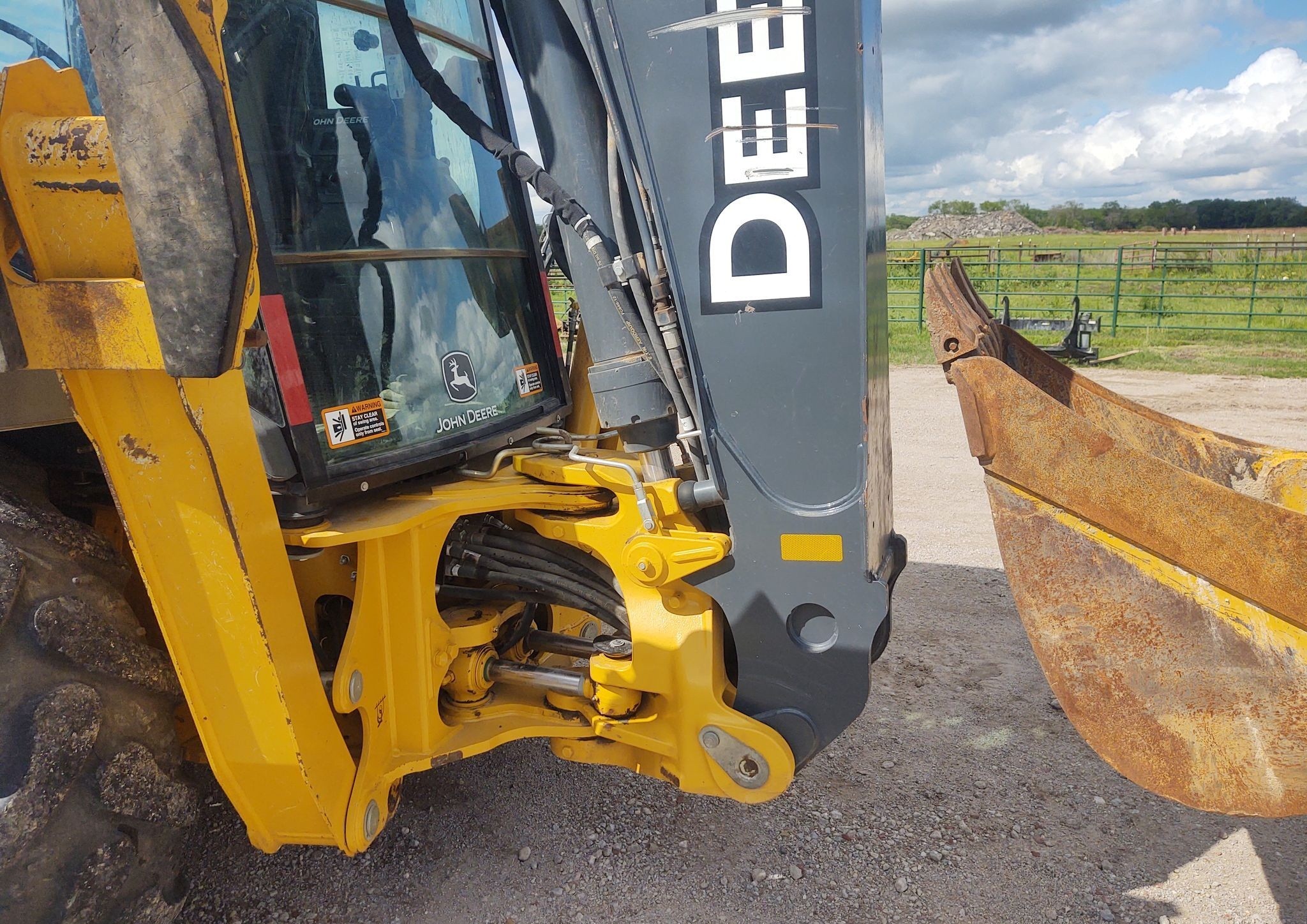gallery 2018 John Deere 410L backhoe