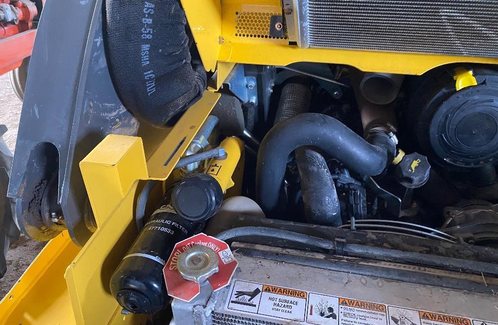 gallery 2020 New Holland L328 Skid Steer