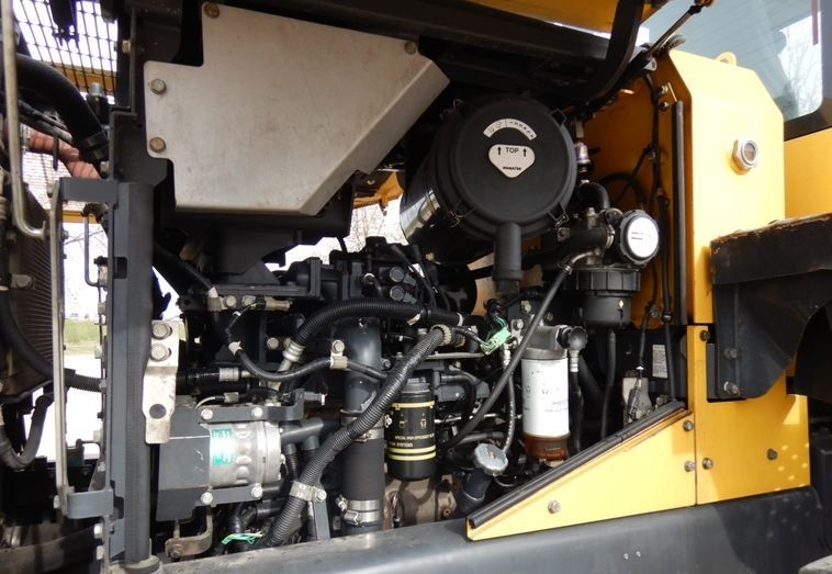 gallery 2014 Komatsu WA320-7 wheel loader