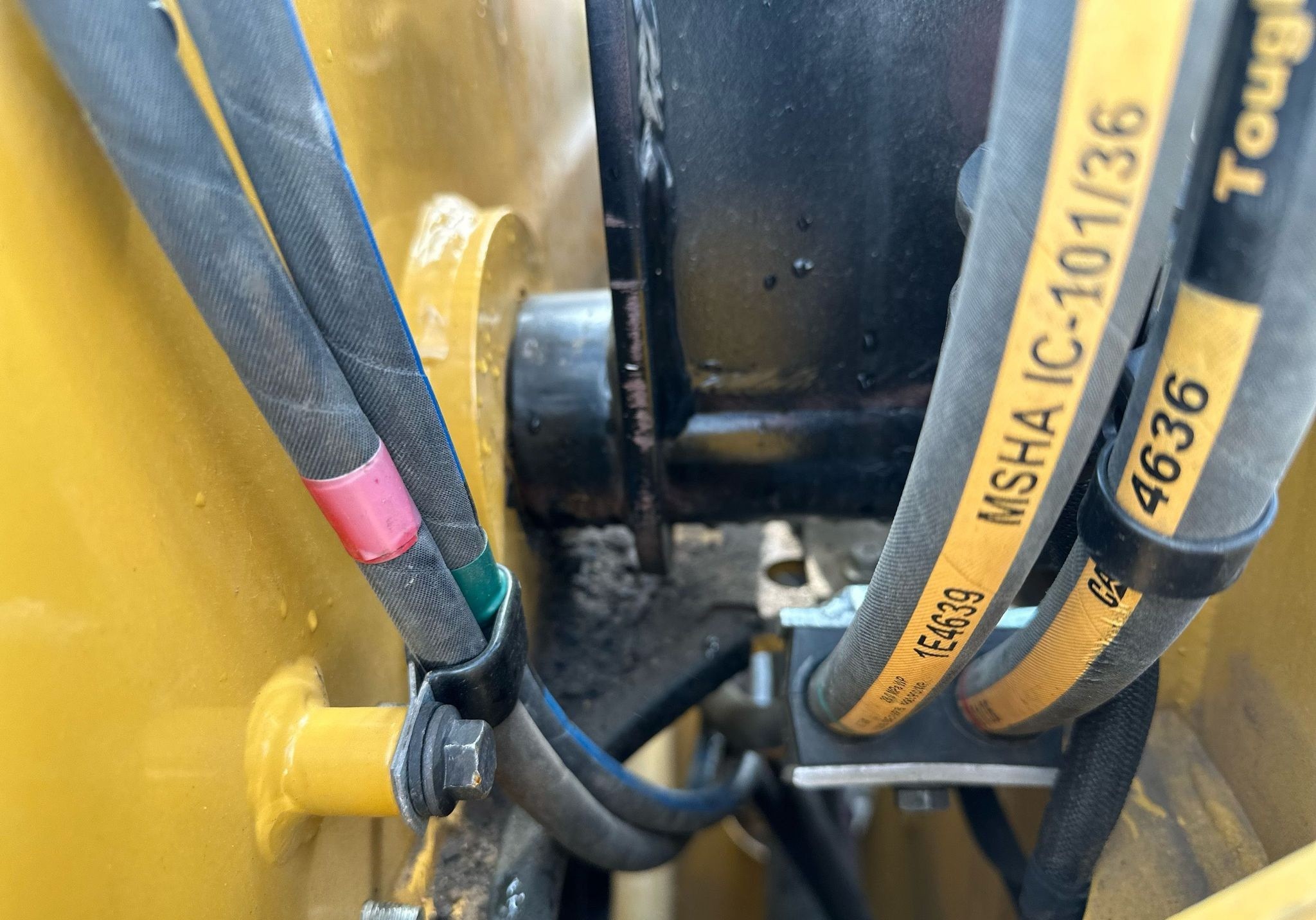 gallery 2022 Caterpillar 259D3 tracked skid steer loader