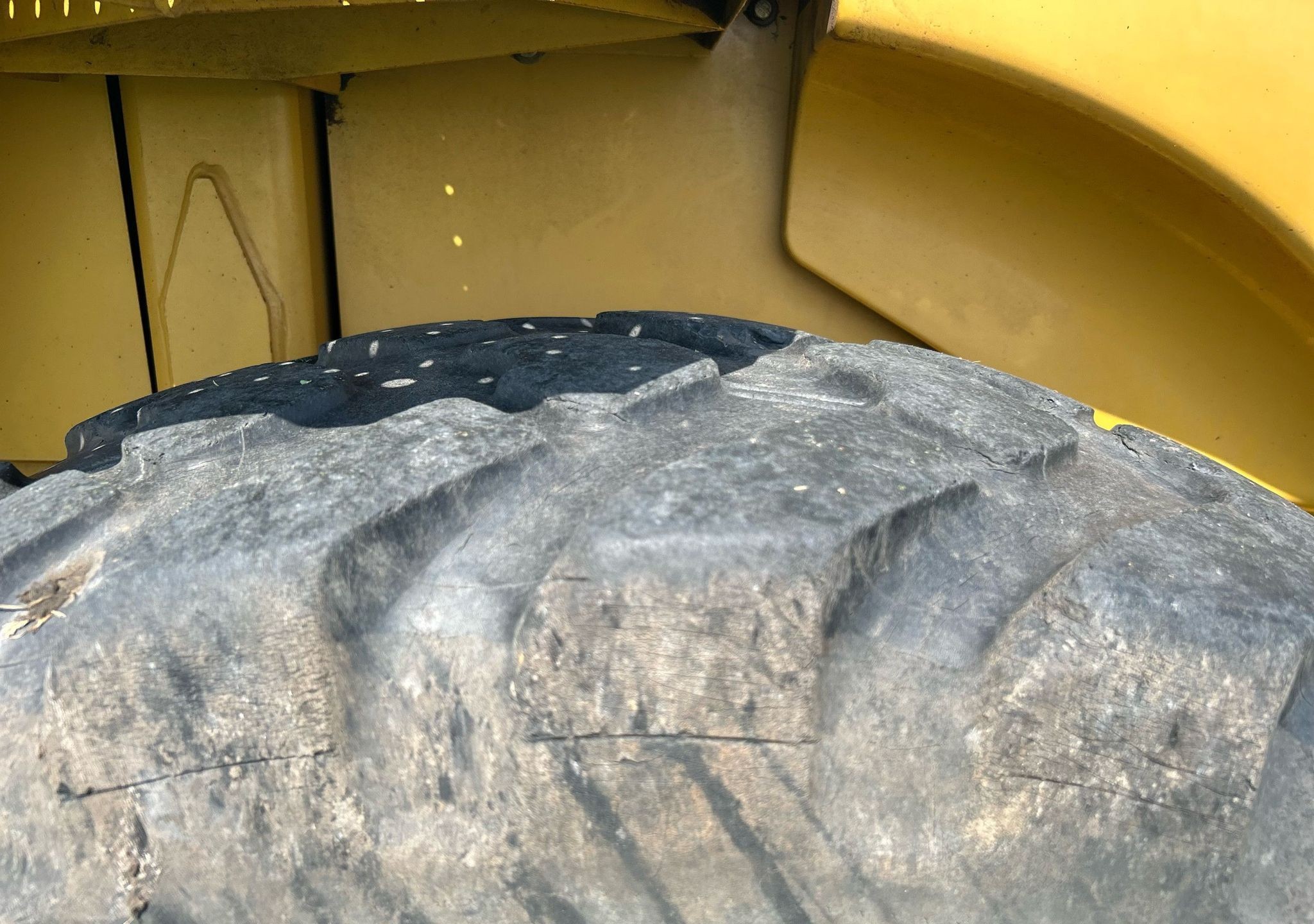 gallery 2001 Caterpillar 924G wheel loader
