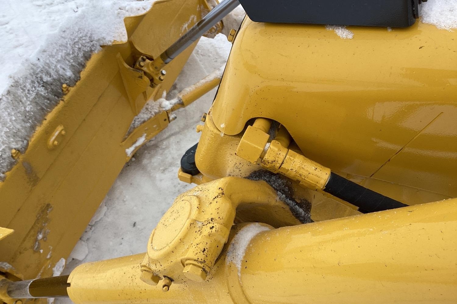 gallery 2017 Komatsu D65PX-18 Dozer