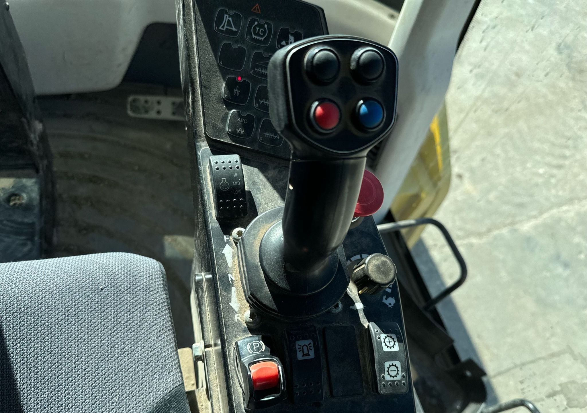 gallery 2015 Dynapac CA2500D Single Drum Vibratory Roller