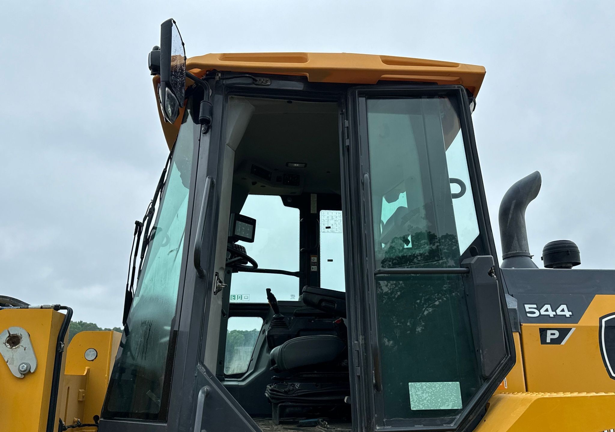 gallery 2022 John Deere 544 P-Tier wheel loader