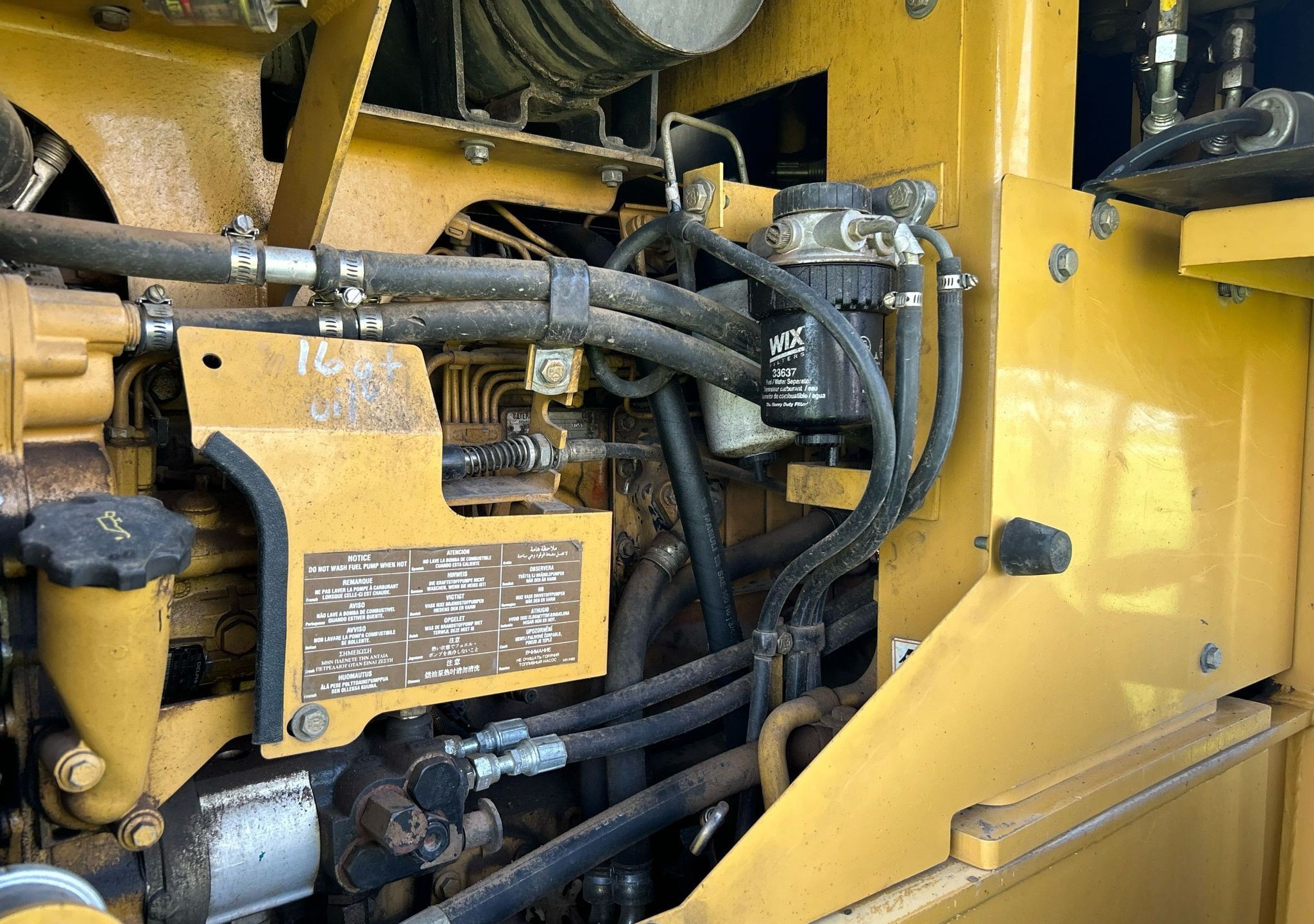 gallery 2001 Caterpillar 924G wheel loader