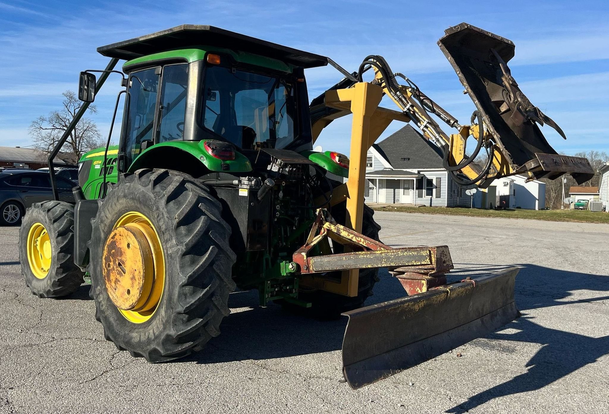 gallery 2015 John Deere 6125M MFWD tractor