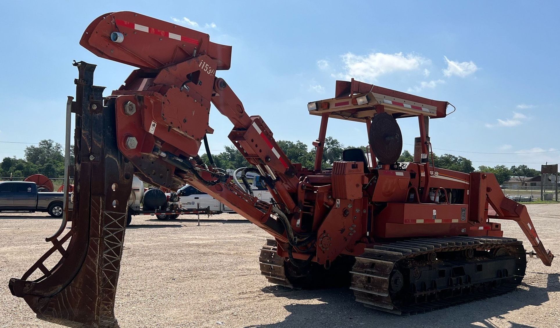 gallery 2006 Ditch Witch HT185 cable plow