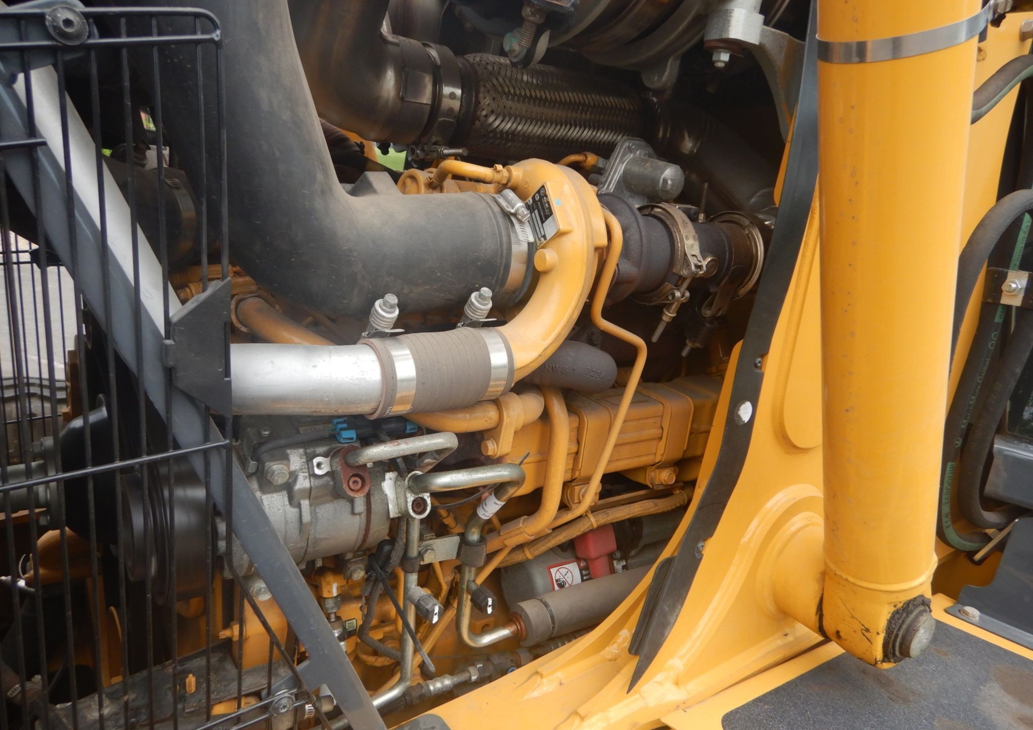 gallery 2015 John Deere 410L backhoe